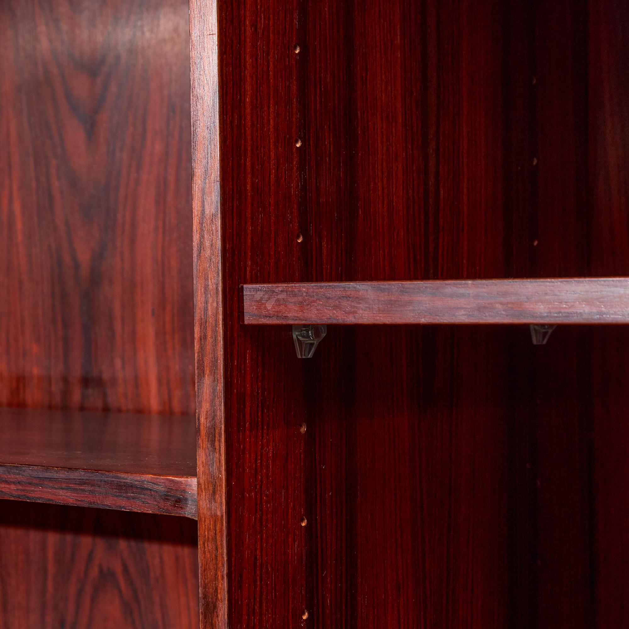 1970's Rosewood Cabinet 1