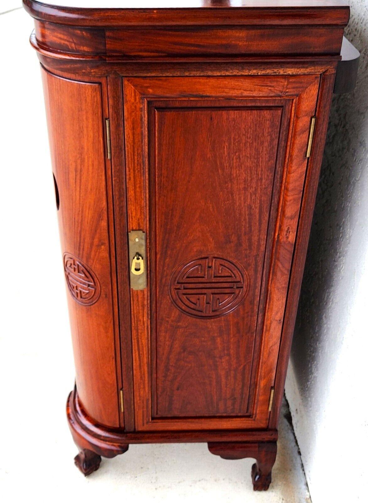 1970s Rosewood Dry Bar Cabinet Asian Chinoiserie For Sale 7