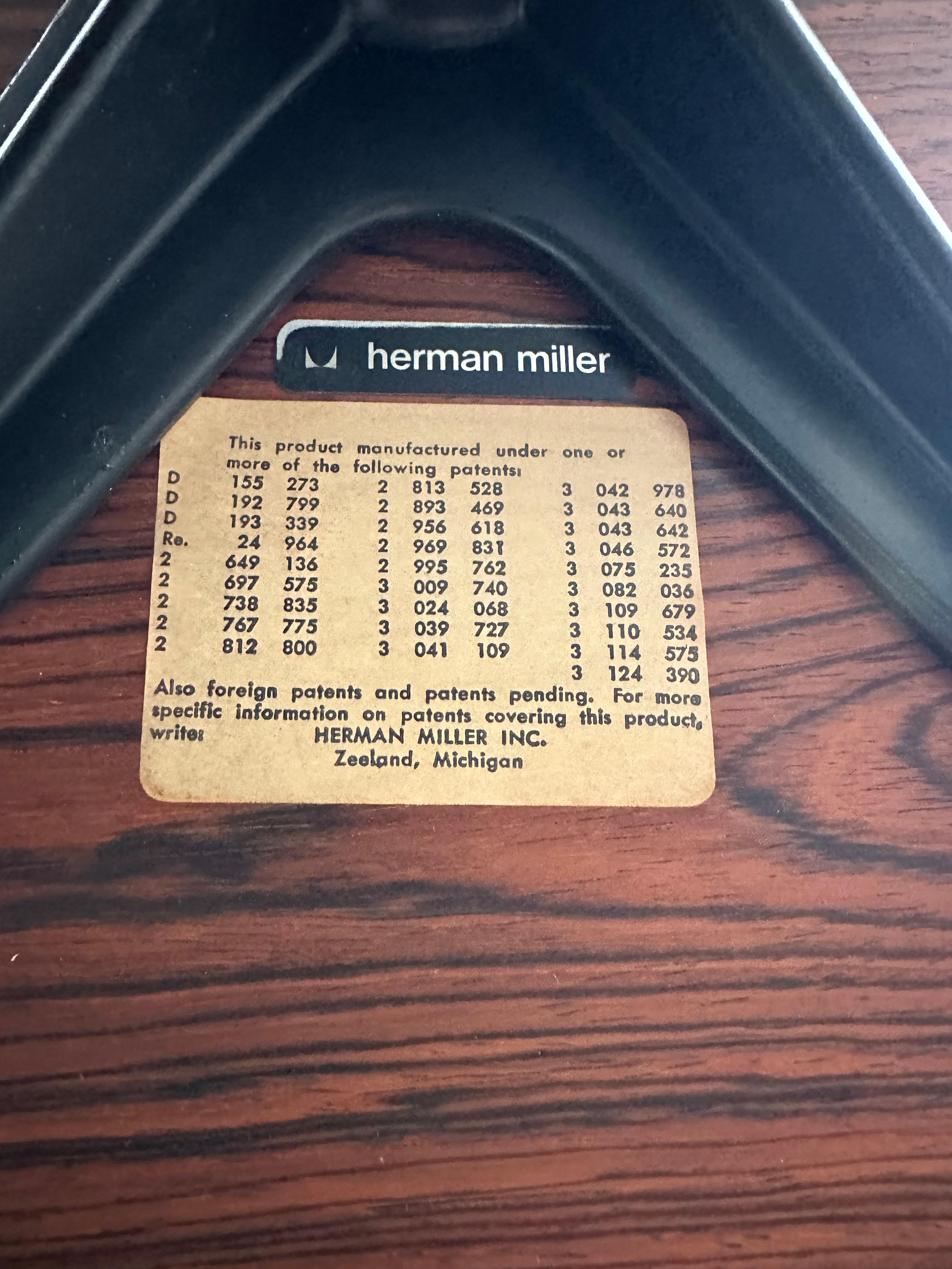1970s Rosewood Herman Miller Lounge Chair and Ottoman 8
