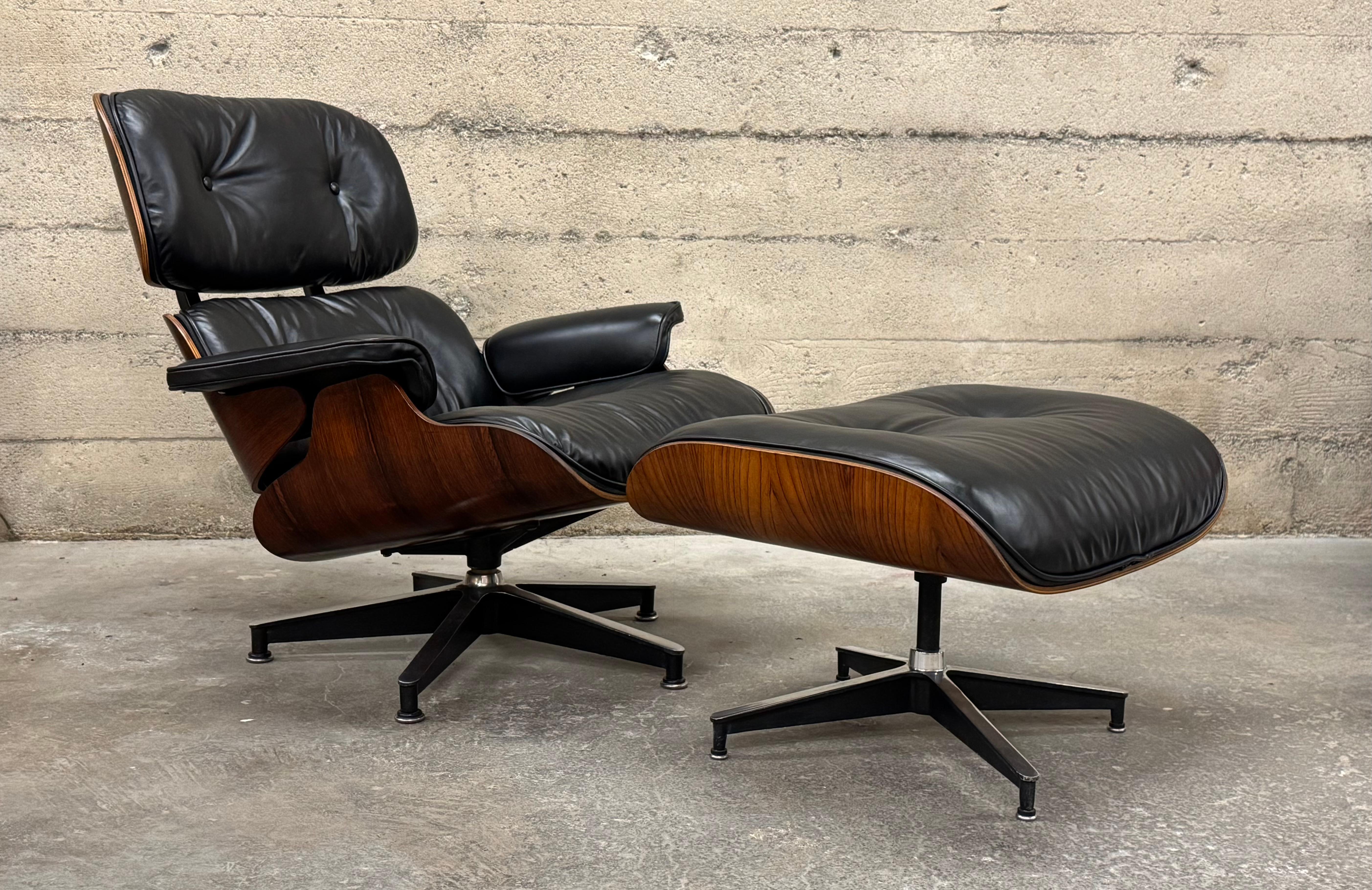1970s Rosewood & Leather Eames Lounge Chair & Ottoman (Restored) Herman Miller For Sale 4