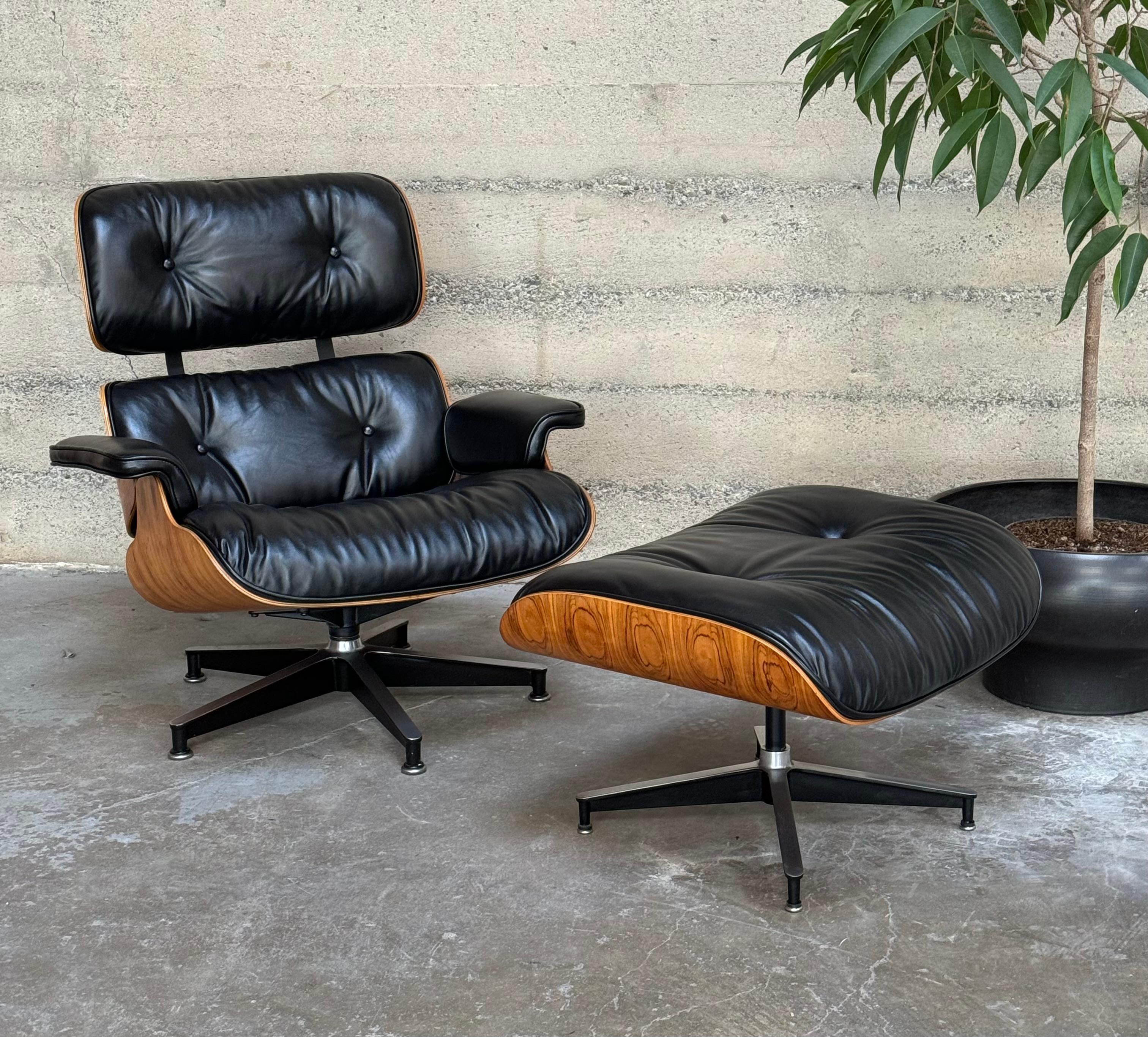 Mid-Century Modern 1970s Rosewood / Leather Eames Lounge & Ottoman 670 / 671 Herman Miller