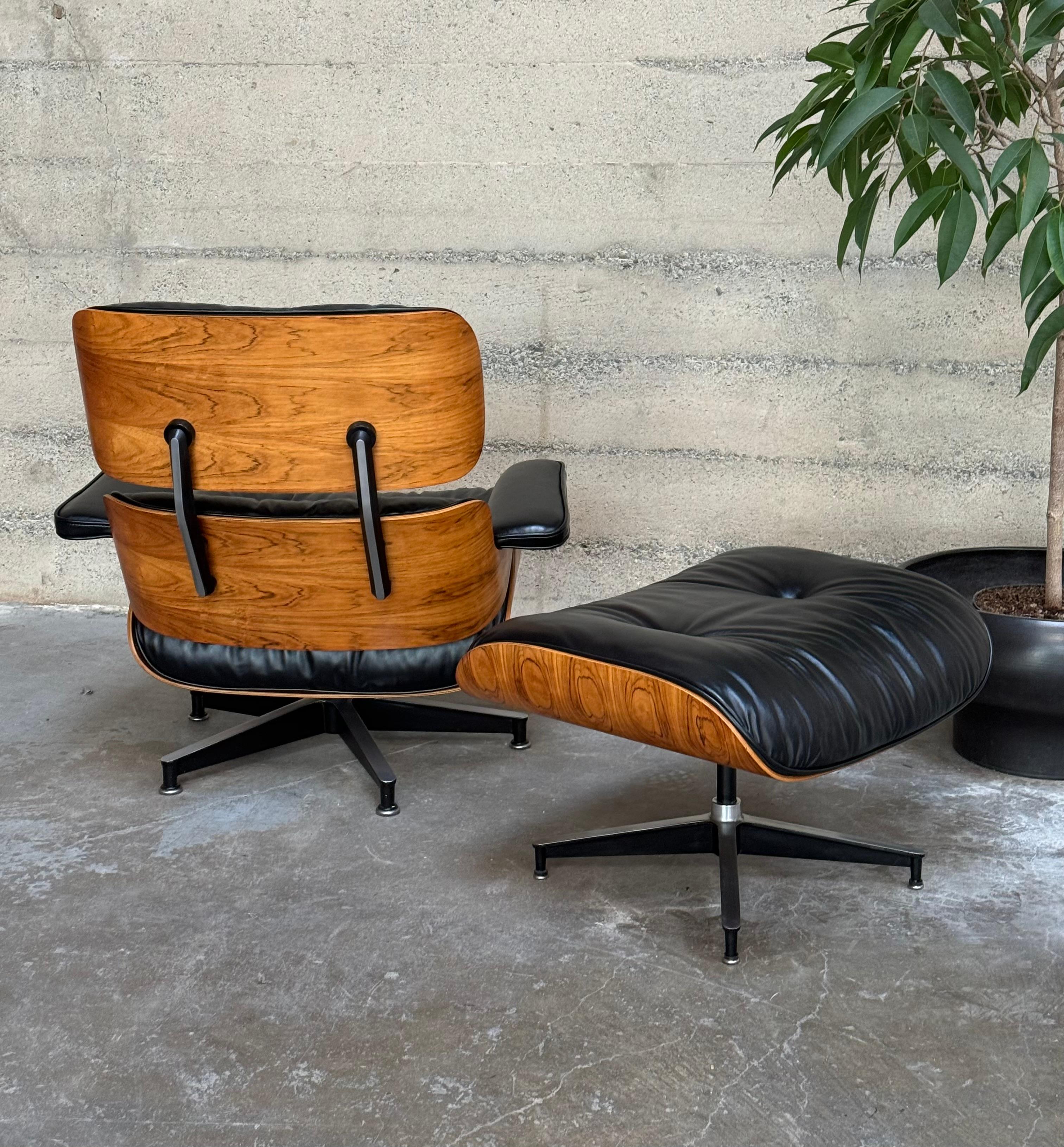 American 1970s Rosewood / Leather Eames Lounge & Ottoman 670 / 671 Herman Miller