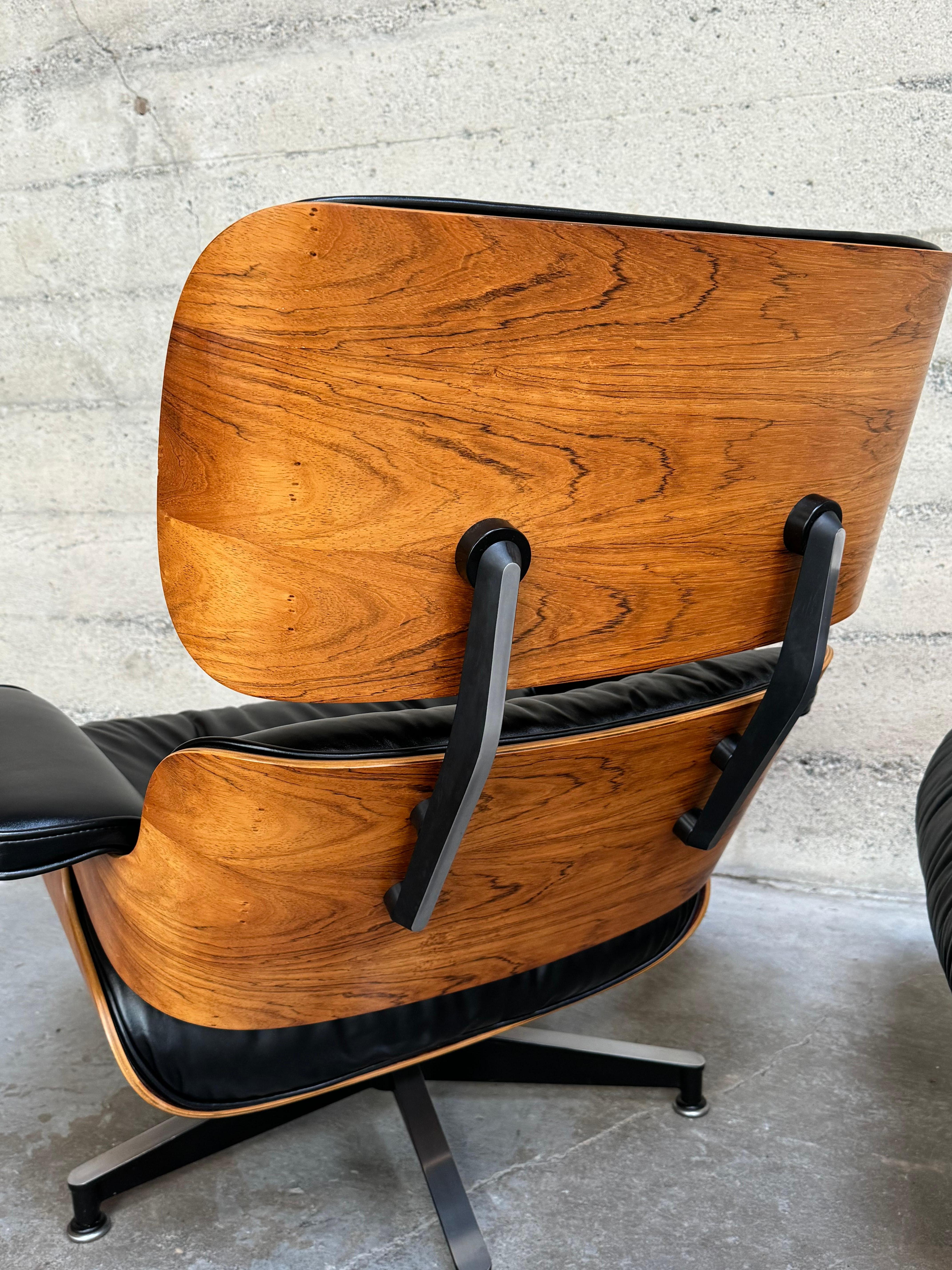 1970s Rosewood / Leather Eames Lounge & Ottoman 670 / 671 Herman Miller In Good Condition In Oakland, CA