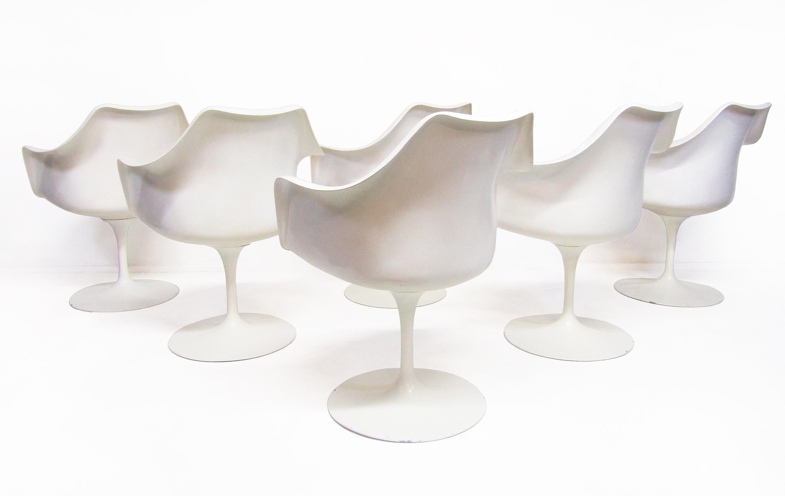 1970er Jahre Rosenholz Tulip Esstisch & sechs Stühle Set von Eero Saarinen für Knoll im Zustand „Gut“ im Angebot in Shepperton, Surrey
