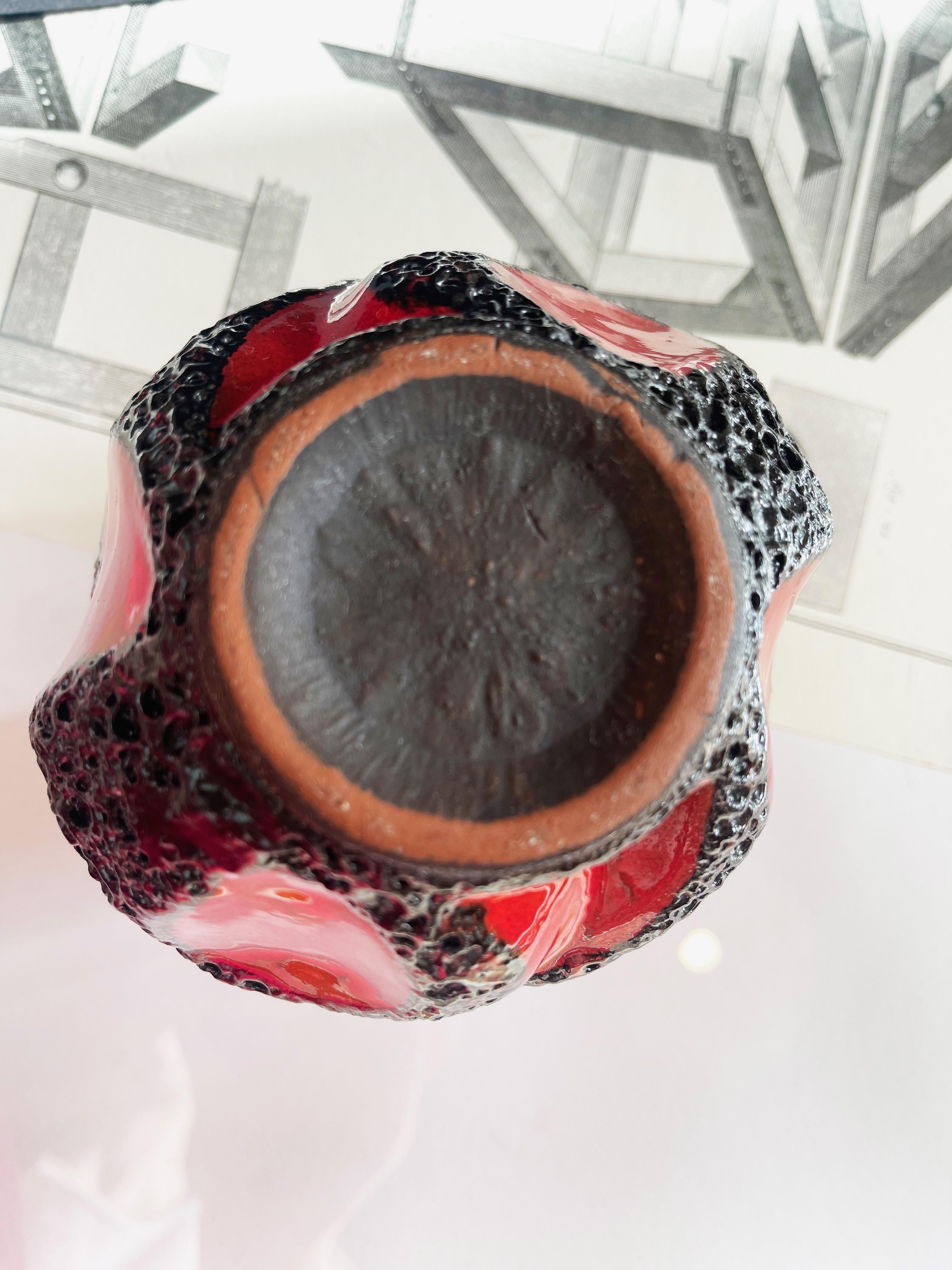 Late 20th Century 1970s Roth Keramik Studio Art Pottery Vase ‘’Fat Lava’’ Red, West Germany For Sale