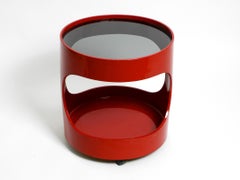 1970er runder roter Beistelltisch von OPAL im Space Age Design mit Rauchglasplatte