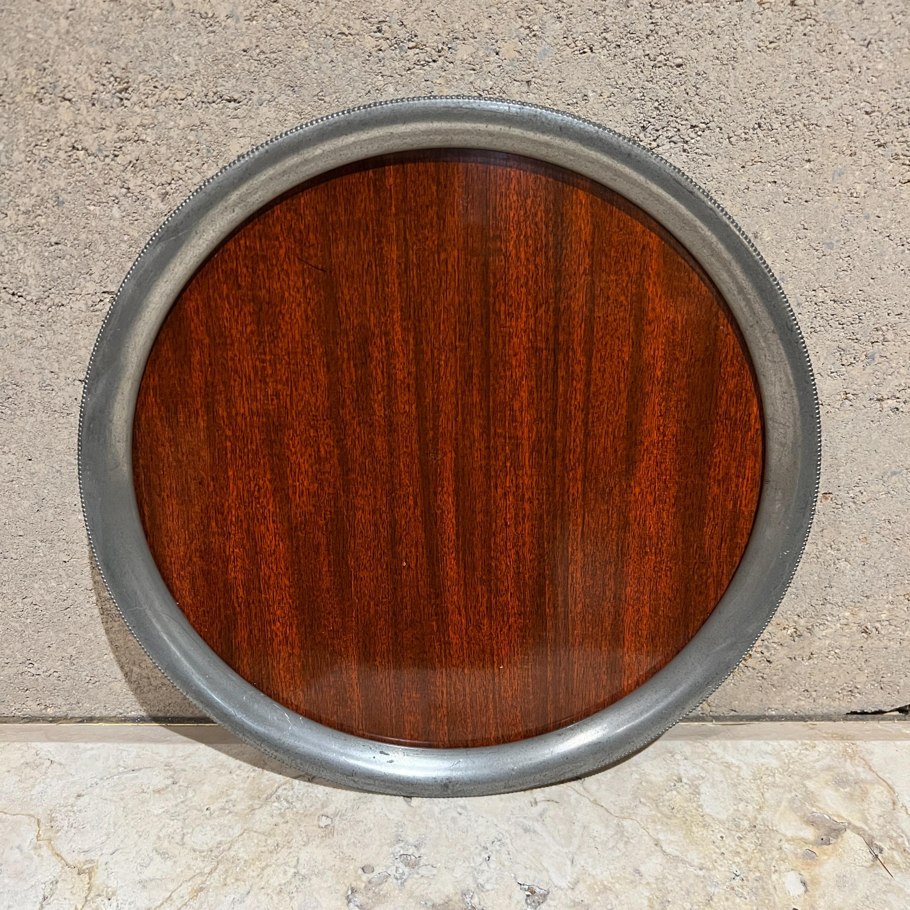 1970s Bandeja Redonda Imitación Madera Revere Estaño finales del siglo XX en venta