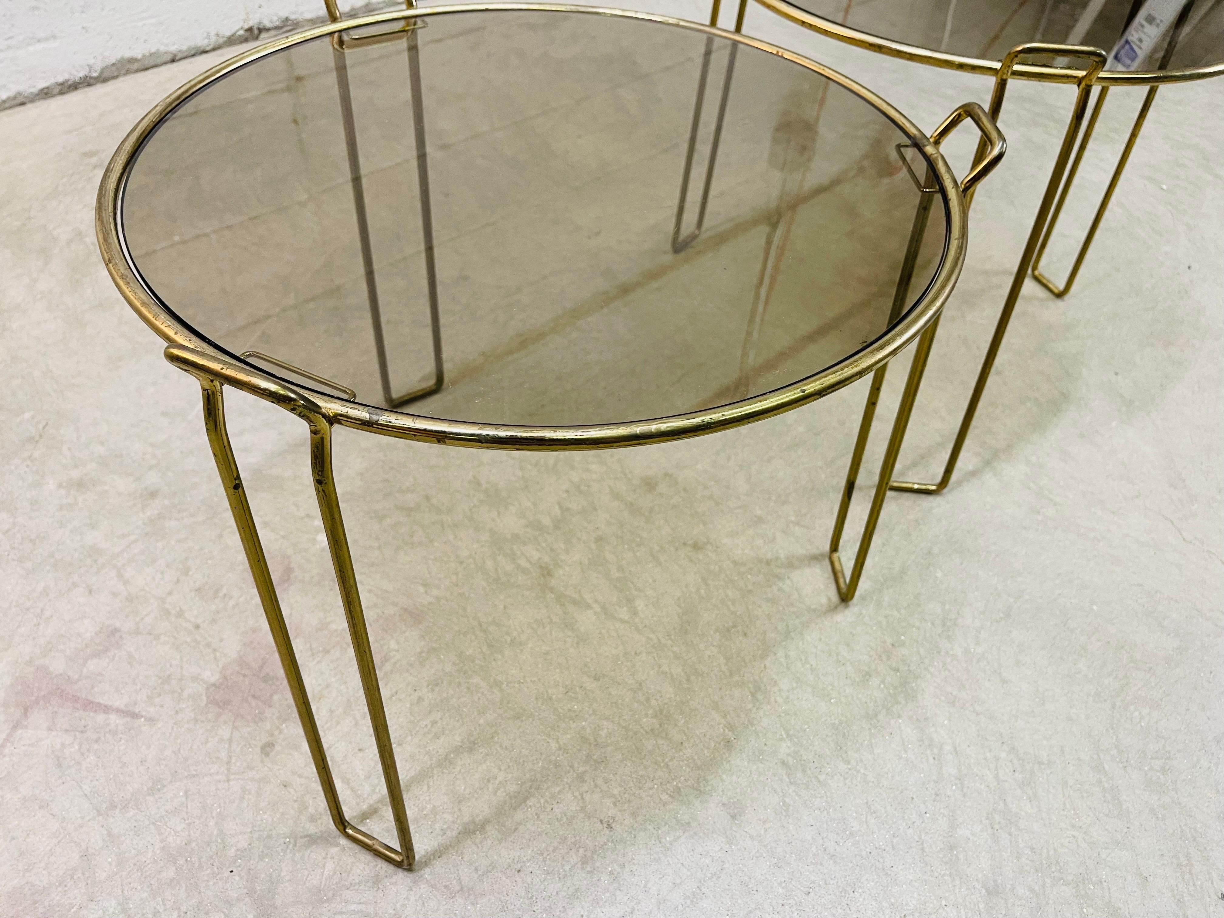 1970s Round Stacking Smoked Glass Side Tables, Pair For Sale 2