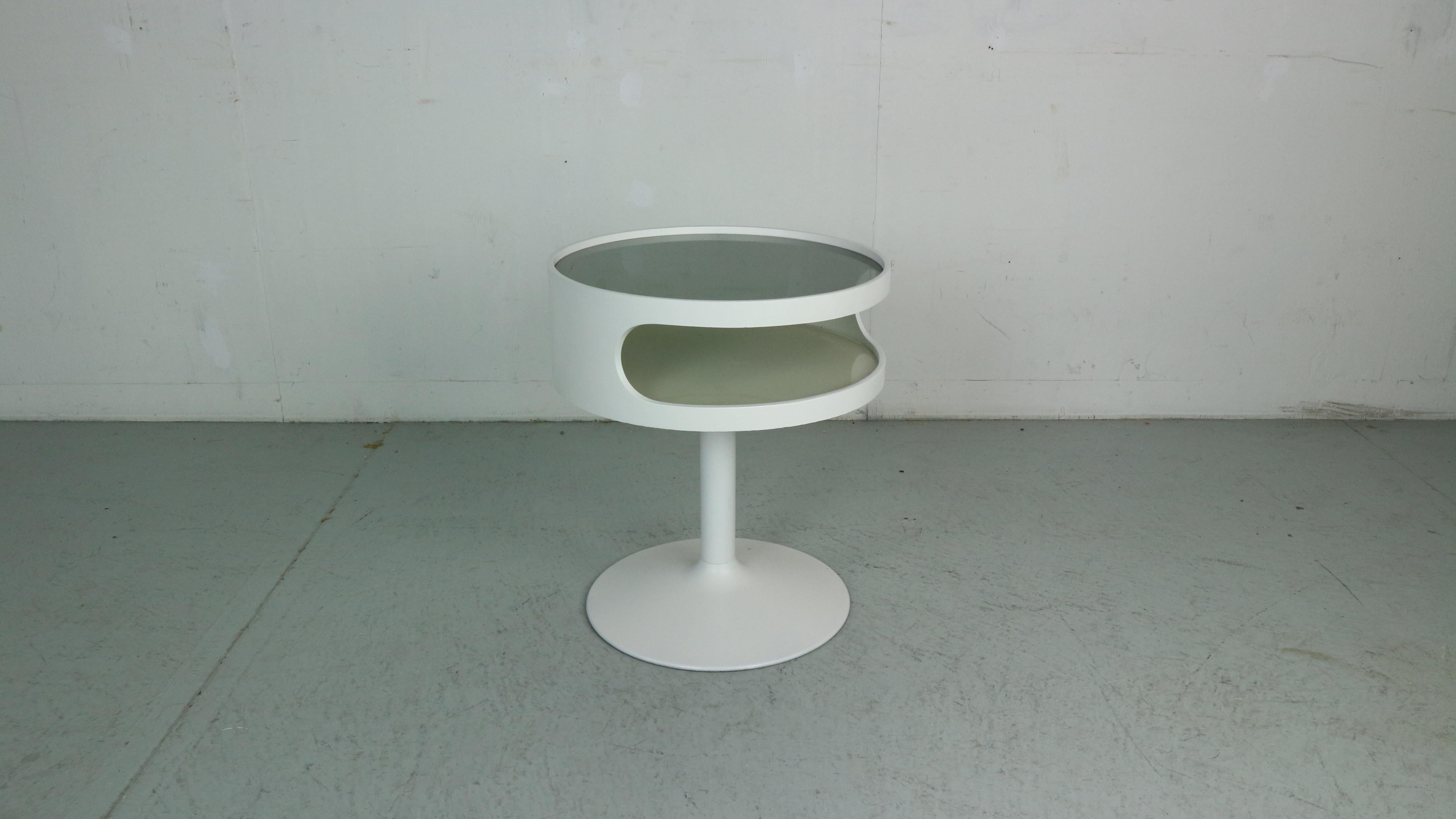 Space Age side table from the 1970s in white with smoked glass shelf and a metal tulip base. Made in Germany, manufacturer: Opal Möbel (branding on the bottom) Good condition with slight signs of usage.