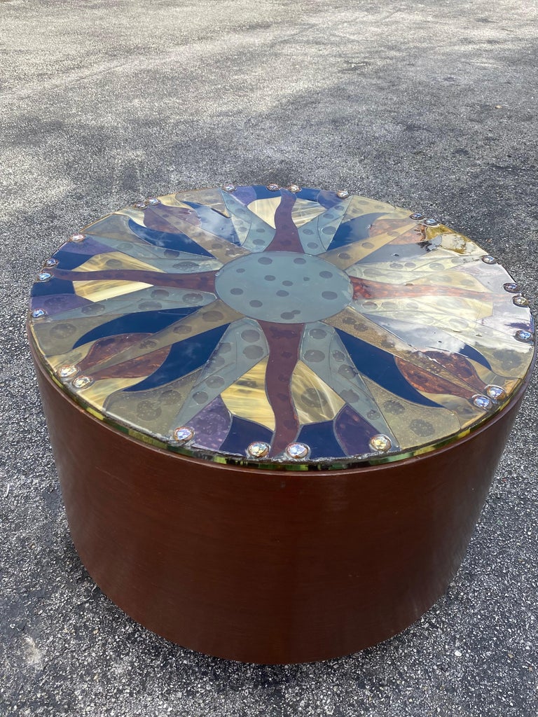 1970s Milo Baughman Round Wood Brass Coffee Table With Murano Art Glass