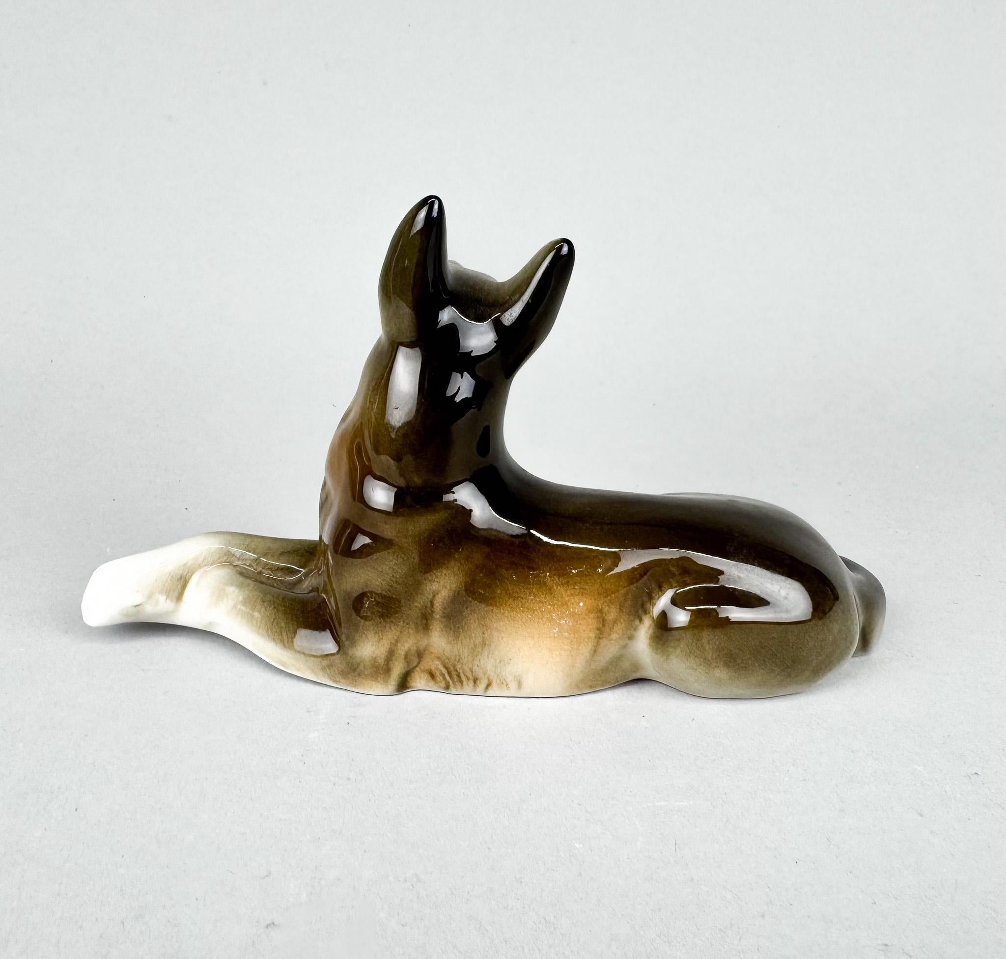 Czech 1970's Royal Dux Porcelain Statue of a German Shepherd For Sale