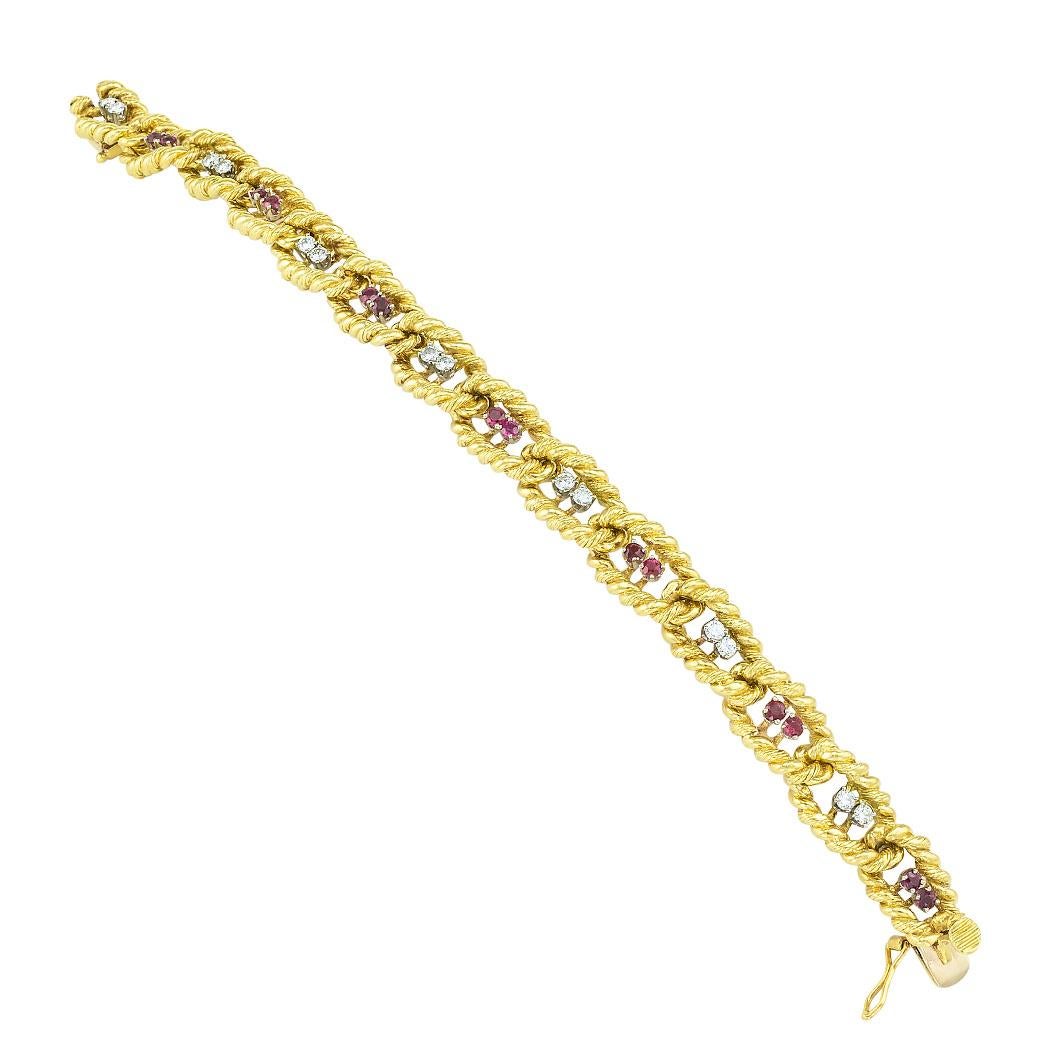 Taille ronde 1970 Bracelet à maillons en or jaune avec rubis et diamants en vente