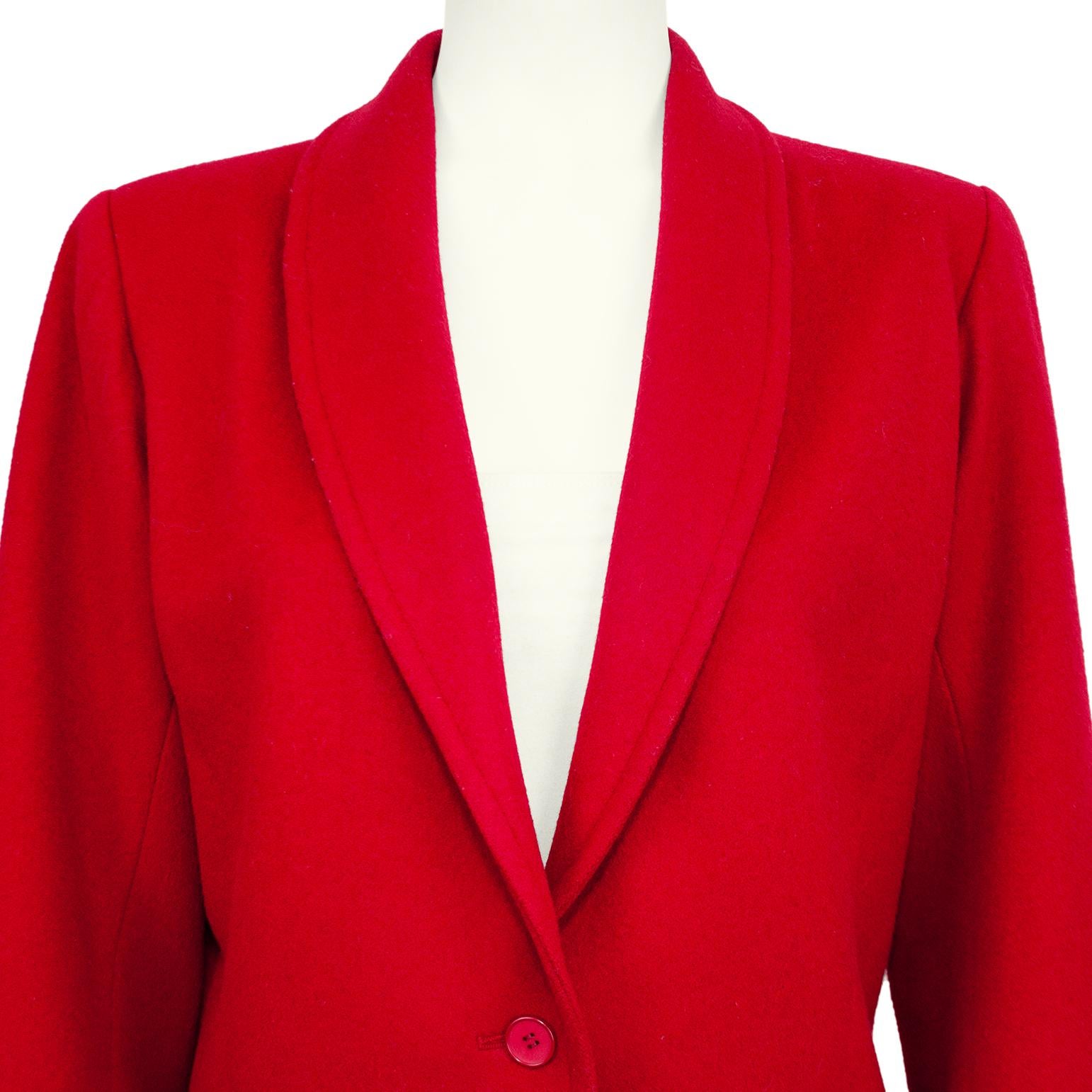 Giacca con collo a scialle in lana rossa di Saint Laurent degli anni '70 In condizioni buone in vendita a Toronto, Ontario