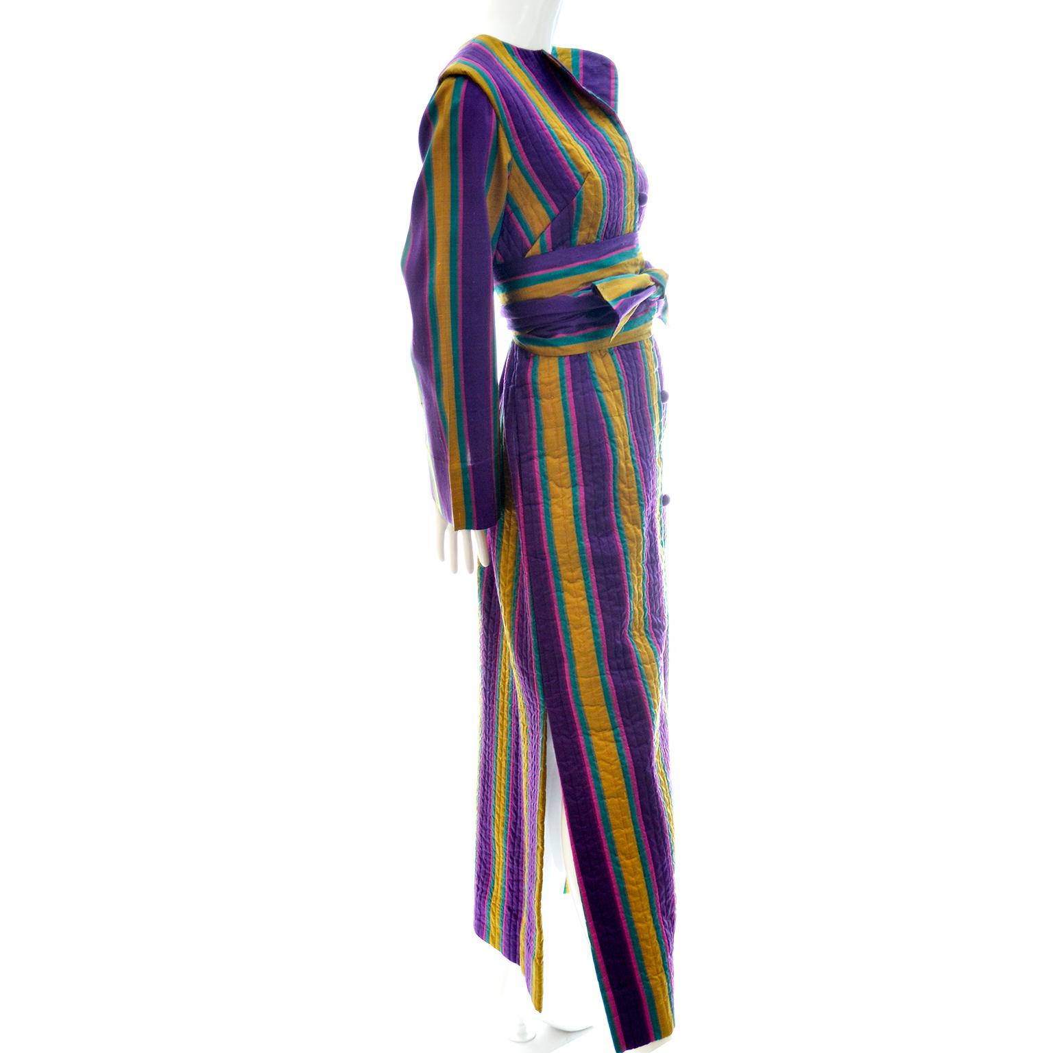 1970s Saks Fifth Avenue Vintage Purple & Gold Stripe Silk Caftan Dress w Belt In Excellent Condition For Sale In Portland, OR