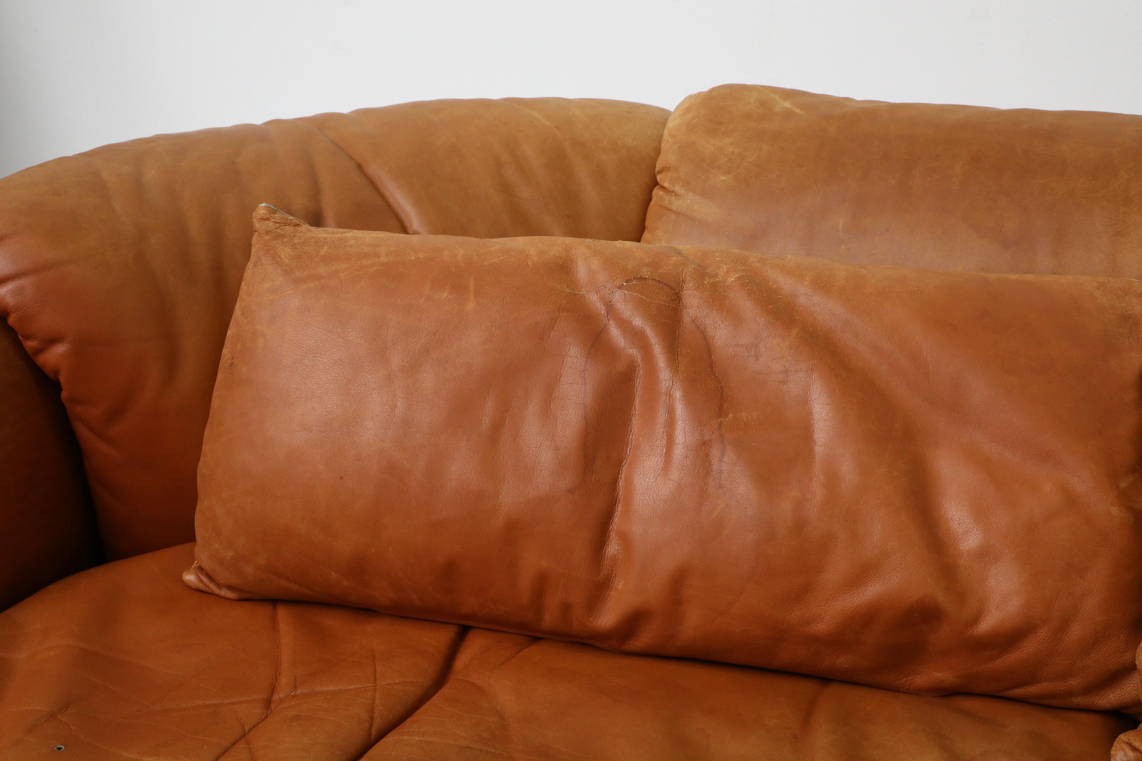 1970s Saporiti 'Confidential' Cognac Leather Loveseat by Alberto Rosselli For Sale 10