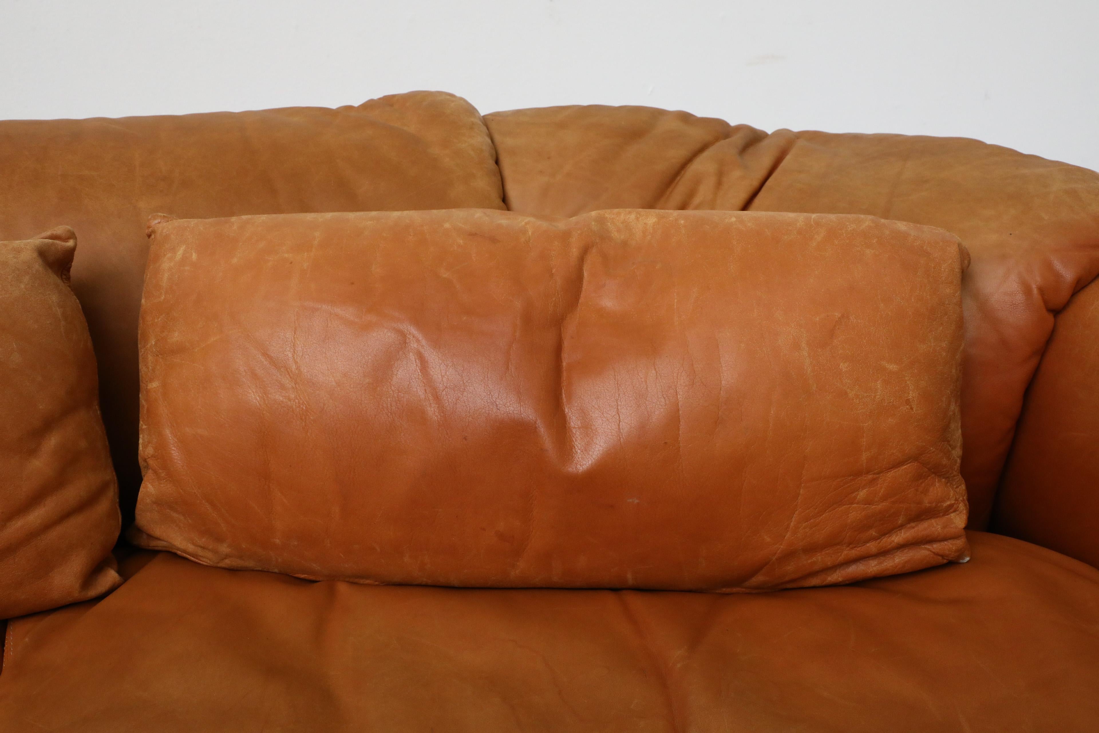 1970s Saporiti 'Confidential' Cognac Leather Loveseat by Alberto Rosselli For Sale 11