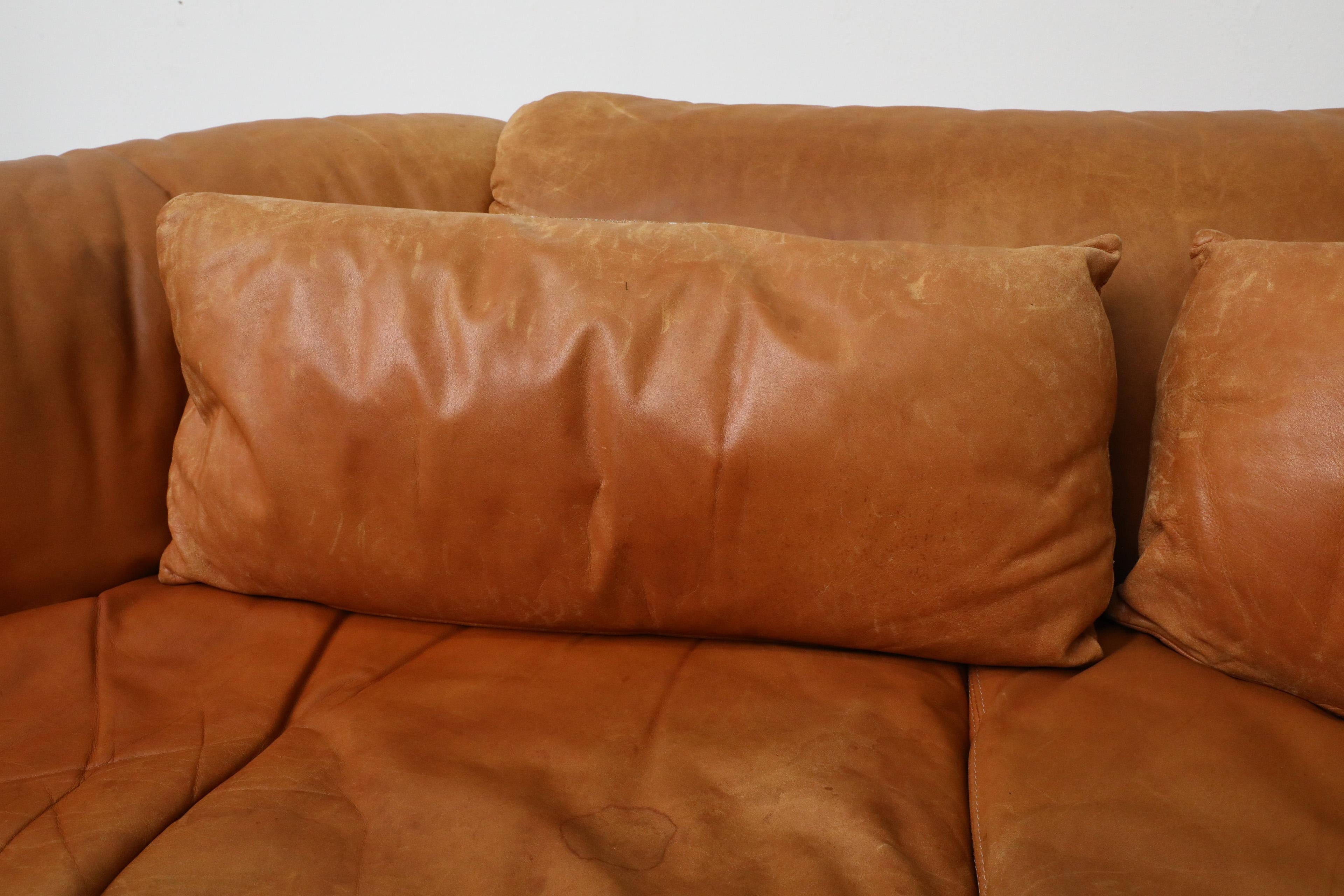 1970s Saporiti 'Confidential' Cognac Leather Loveseat by Alberto Rosselli For Sale 12