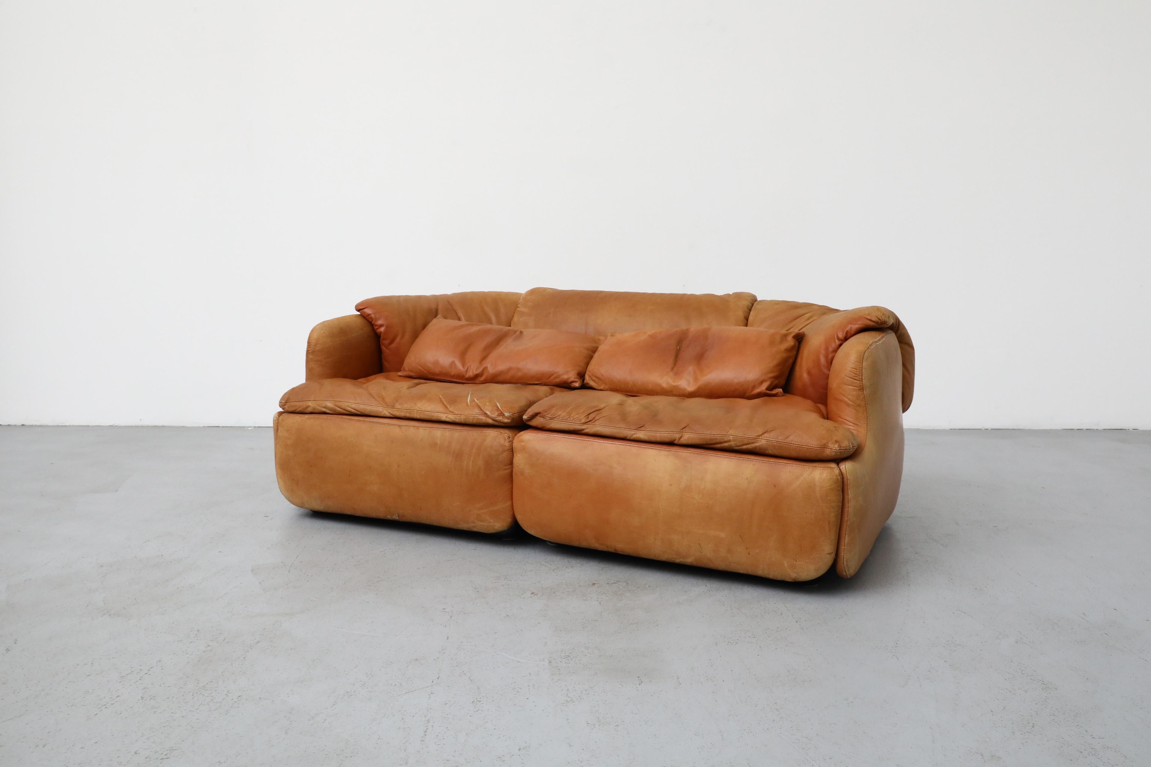 Mid-Century Modern 1970s Saporiti 'Confidential' Cognac Leather Loveseat by Alberto Rosselli For Sale