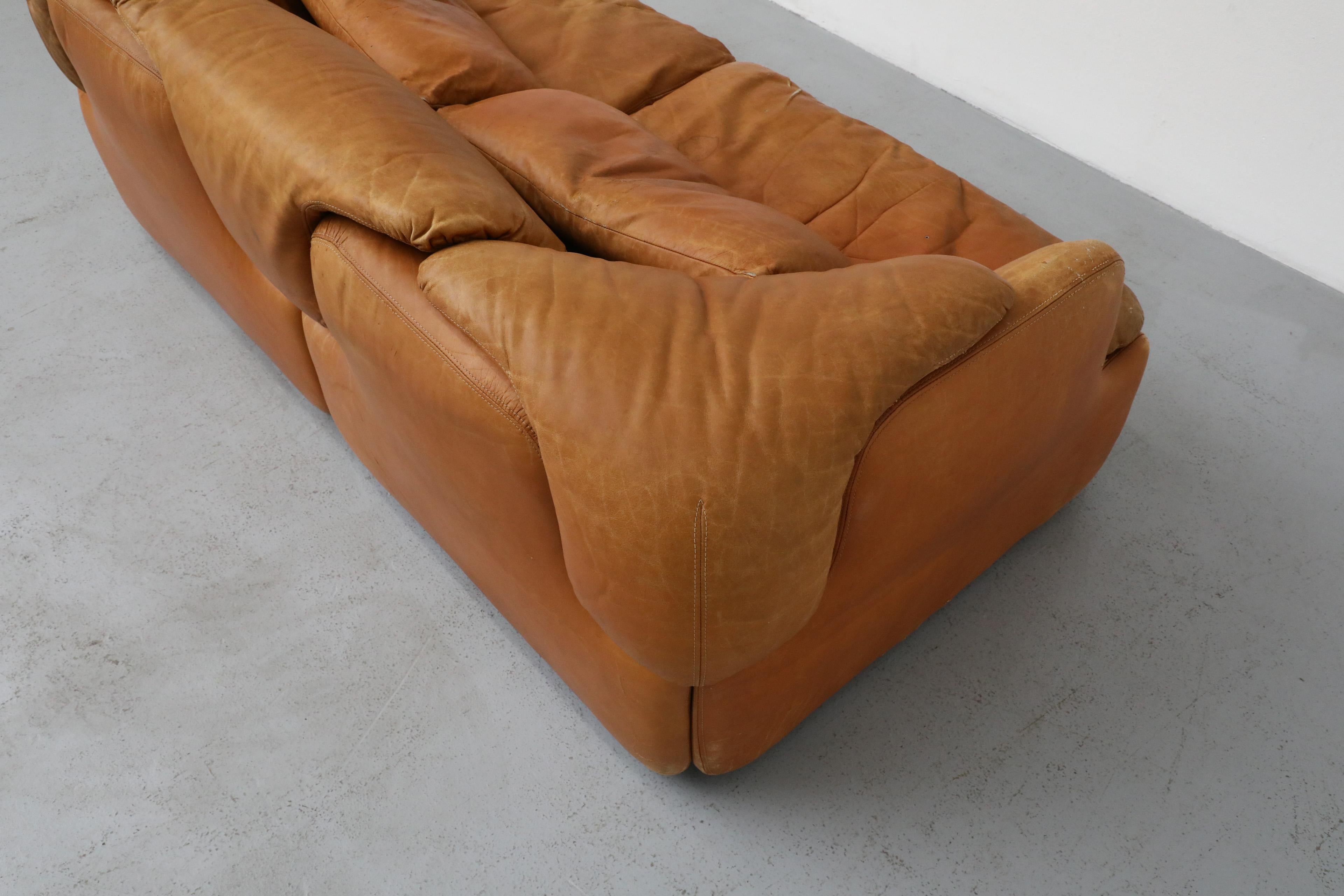 1970s Saporiti 'Confidential' Cognac Leather Loveseat by Alberto Rosselli For Sale 3