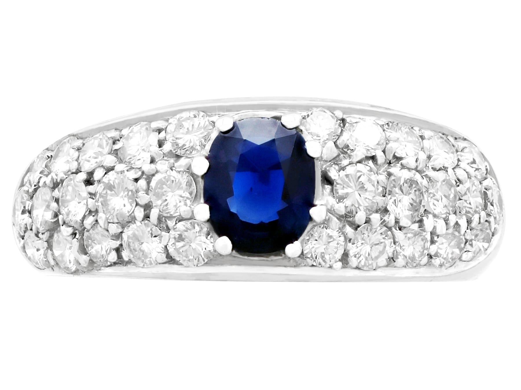 1970er Jahre Saphir 1,95 Karat Diamant und Weißgold Cocktail-Ring (Rundschliff) im Angebot