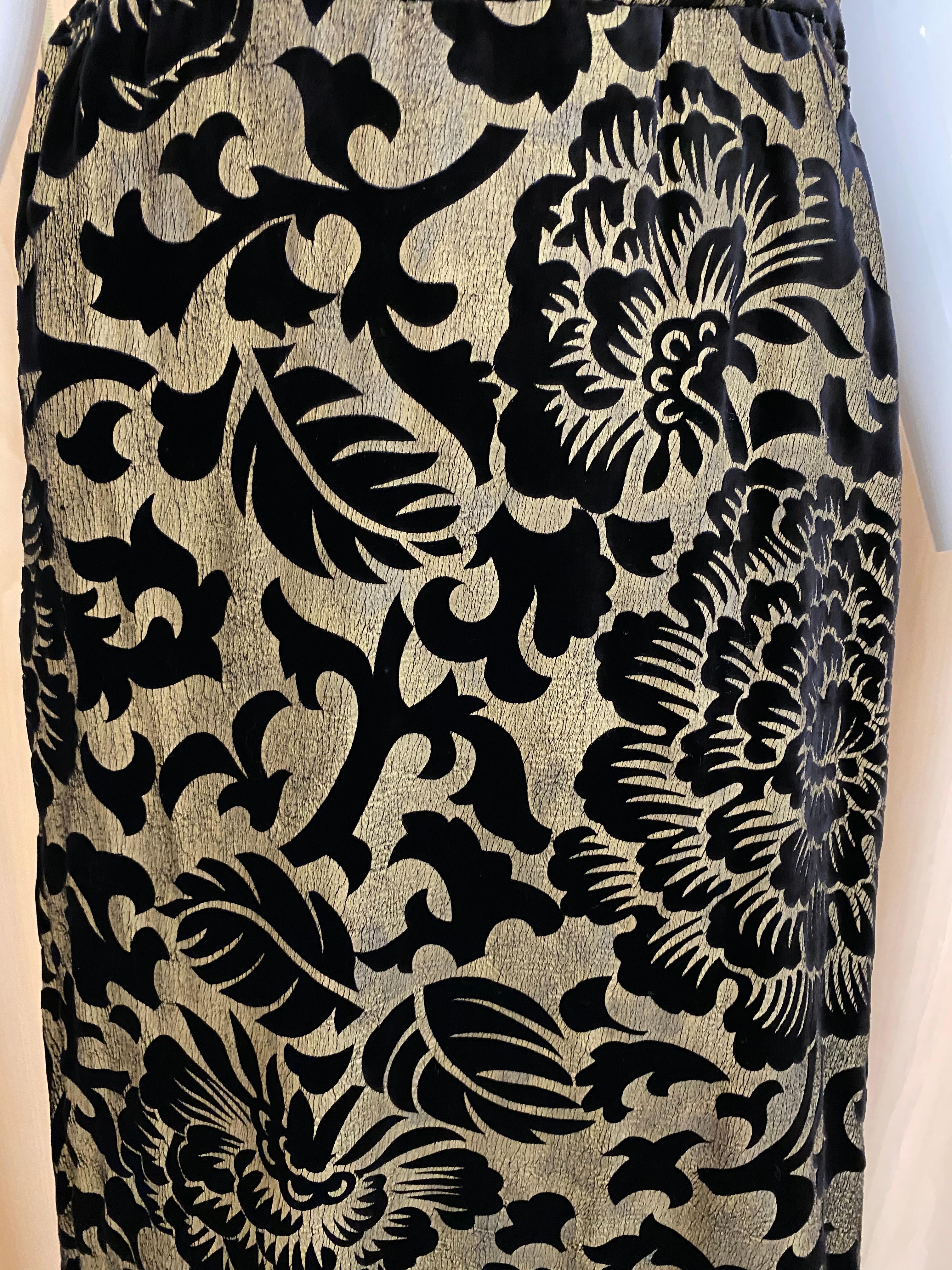 1970s SCAASI Black and Gold Velvet Flocked Poiret  Inspired Print Gown For Sale 2