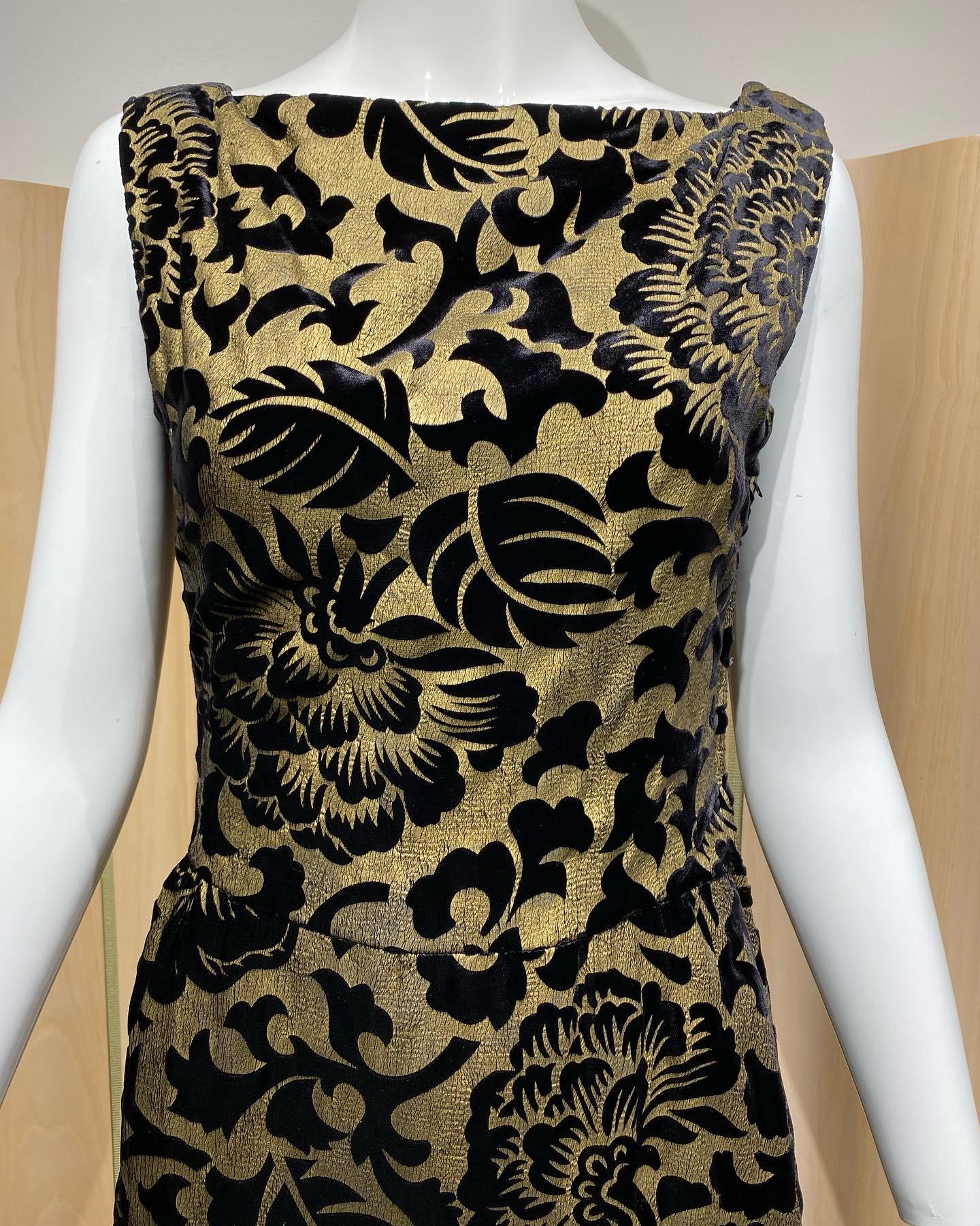 1970s SCAASI Black and Gold Velvet Flocked Poiret  Inspired Print Gown For Sale 3