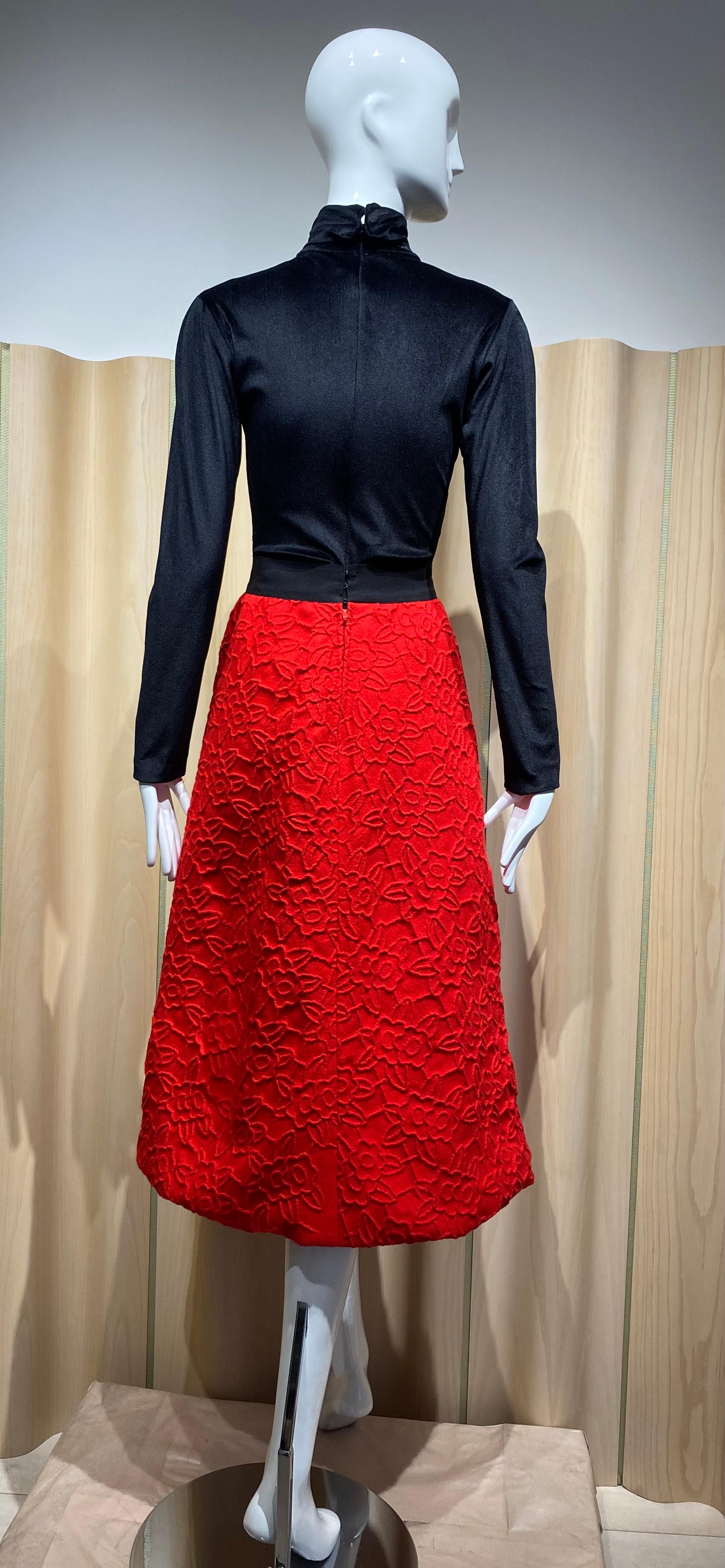 1970s Scaasi Black and Red Long Sleeve Cocktail Dress In Good Condition In Beverly Hills, CA