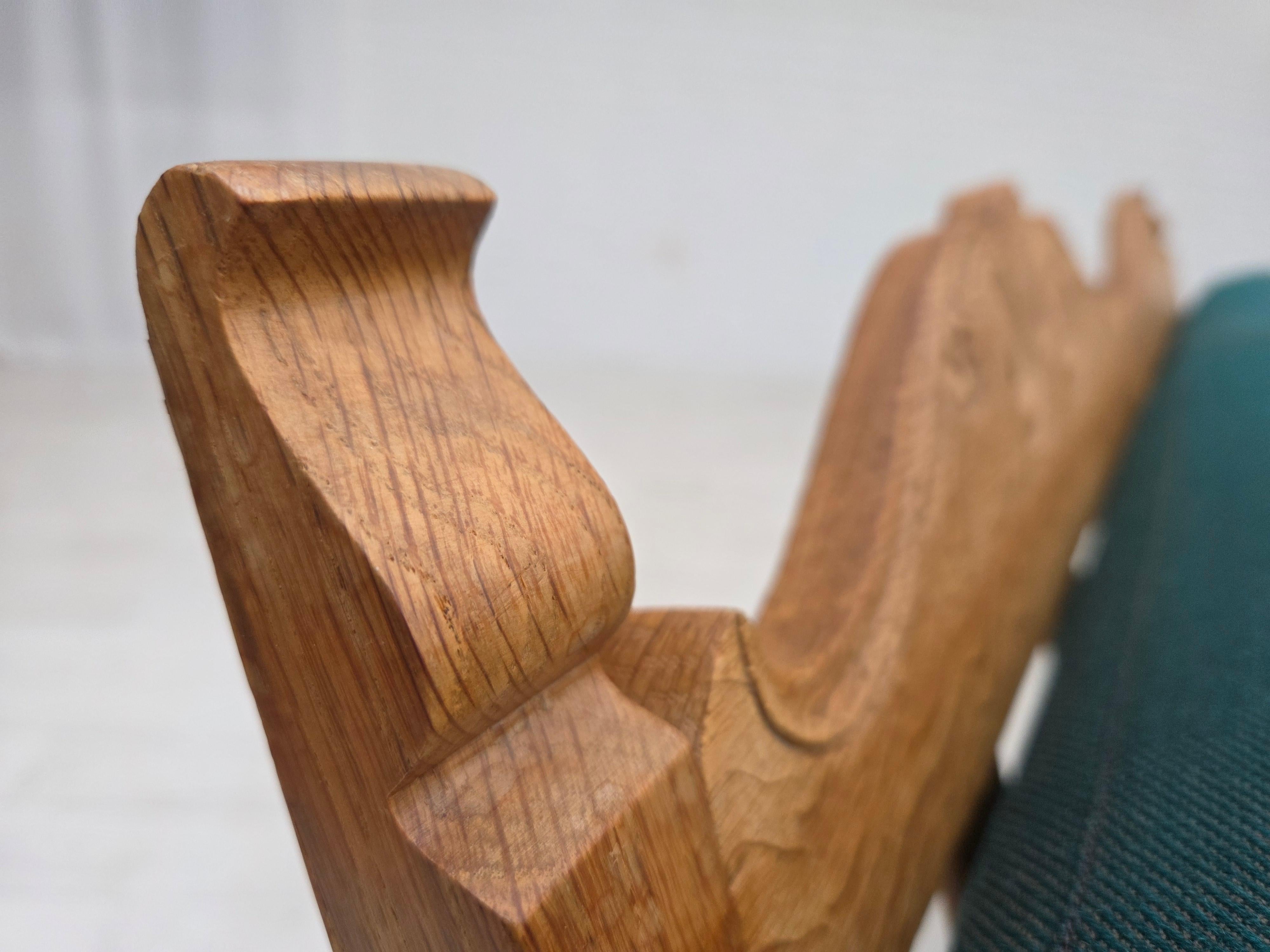 1970s, Scandinavian 2-seater sofa, furniture wool, solid oak wood. en vente 5