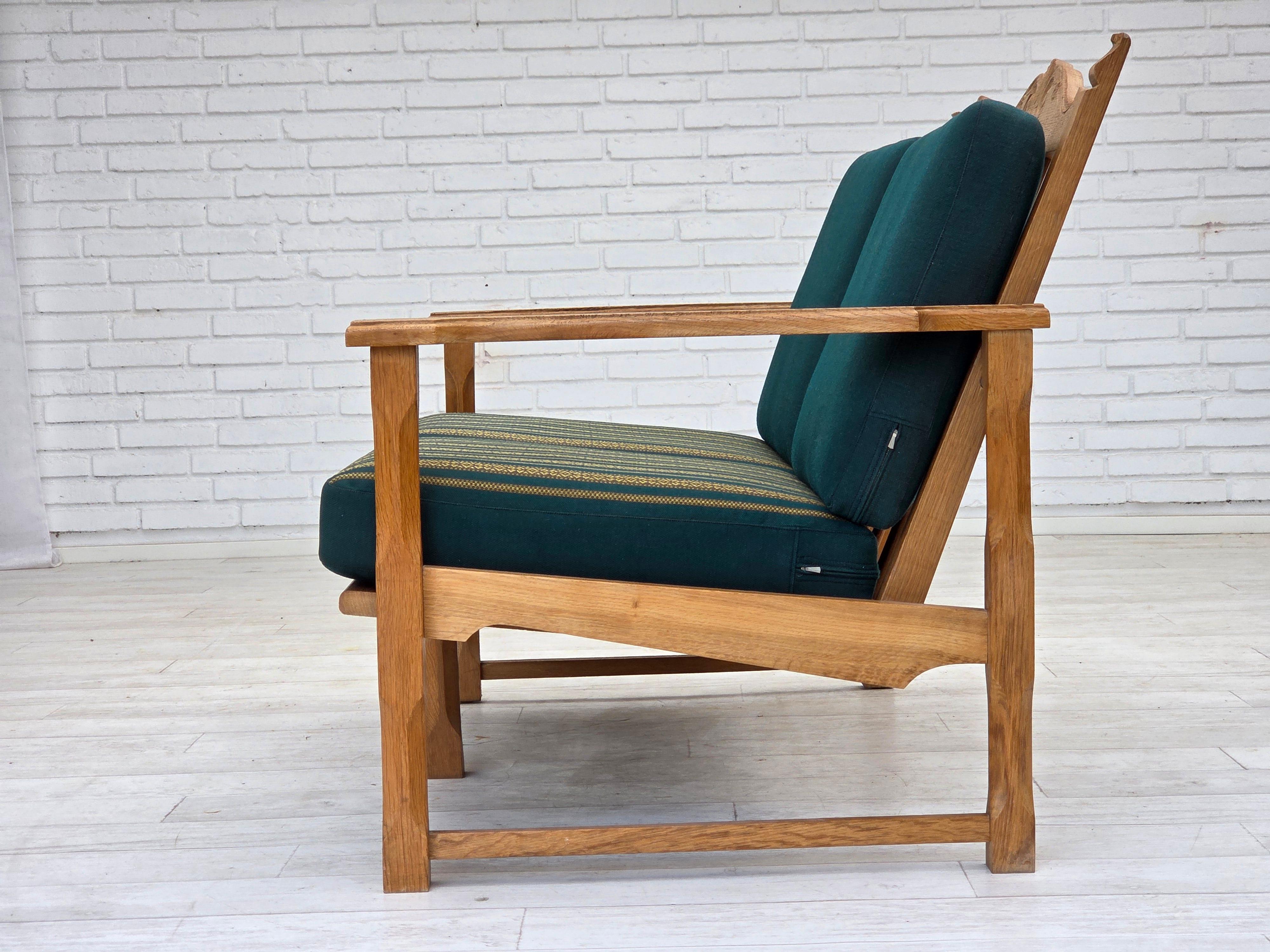 Laine 1970s, Scandinavian 2-seater sofa, furniture wool, solid oak wood. en vente