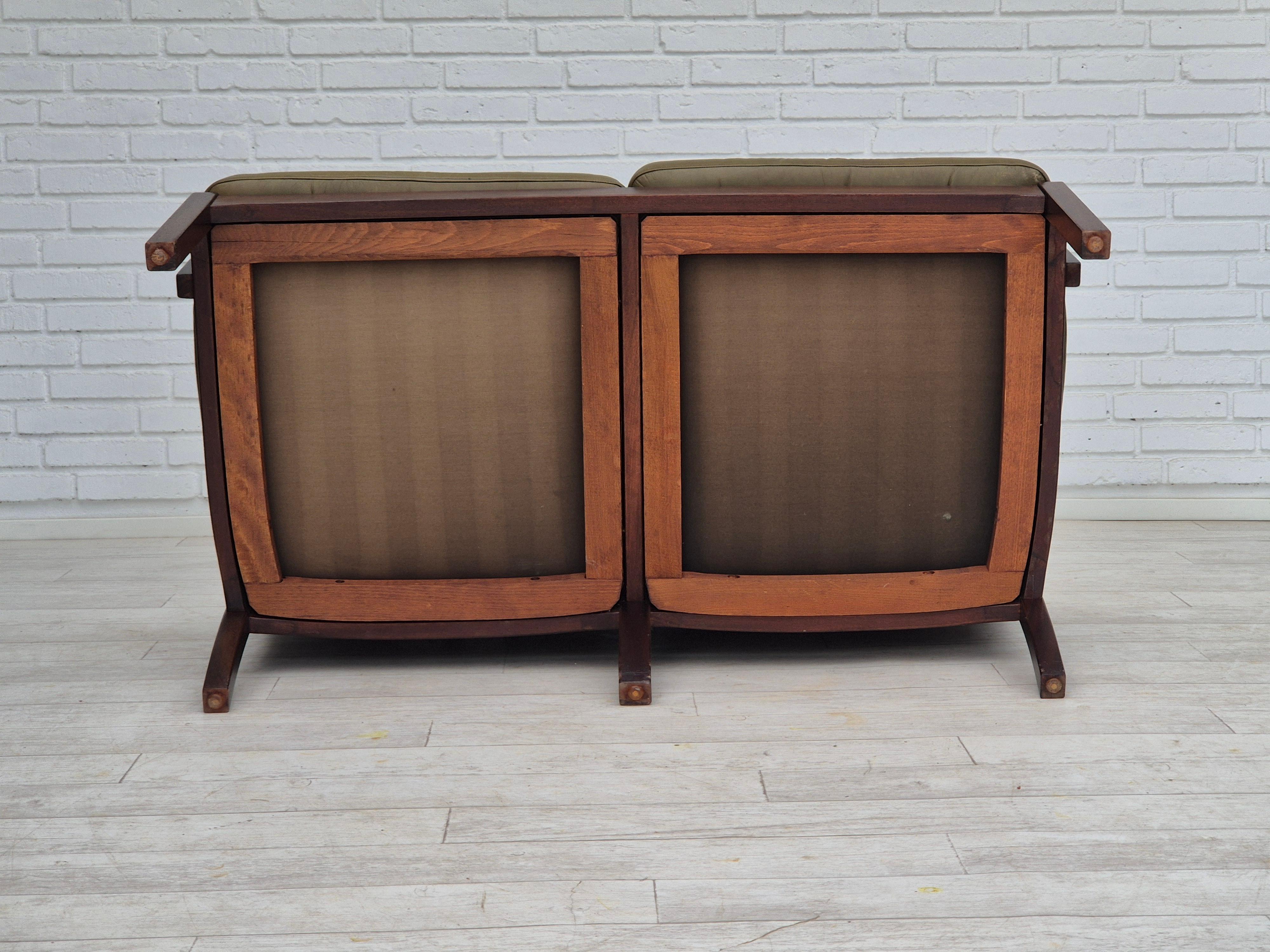 1970, canapé scandinave à 2 places, état d'origine, meuble en cuir, teck. en vente 2
