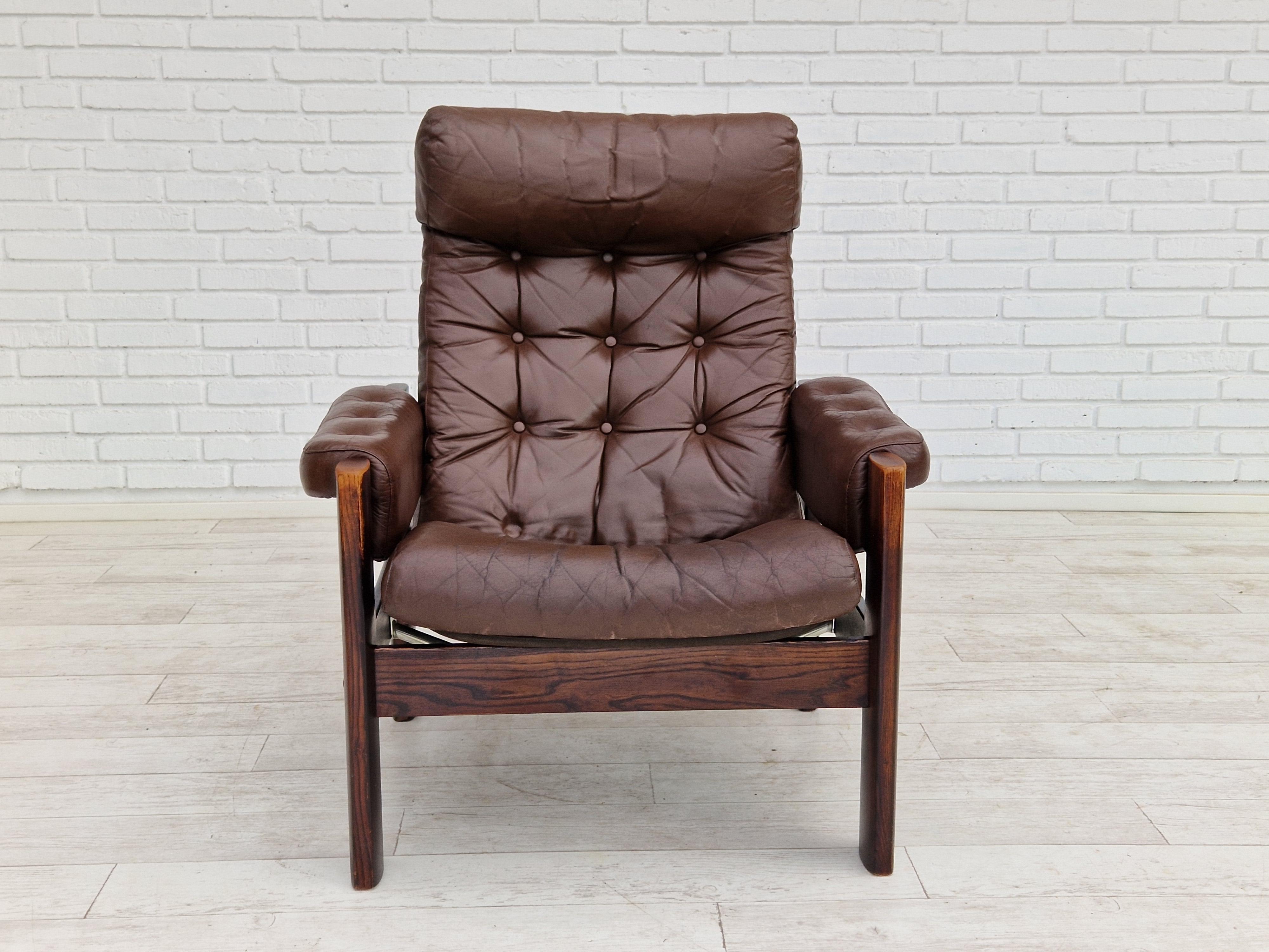 Scandinavian Modern 1970s, Scandinavian Adjustable Lounge Chair, Brown Leather, Oak Wood For Sale