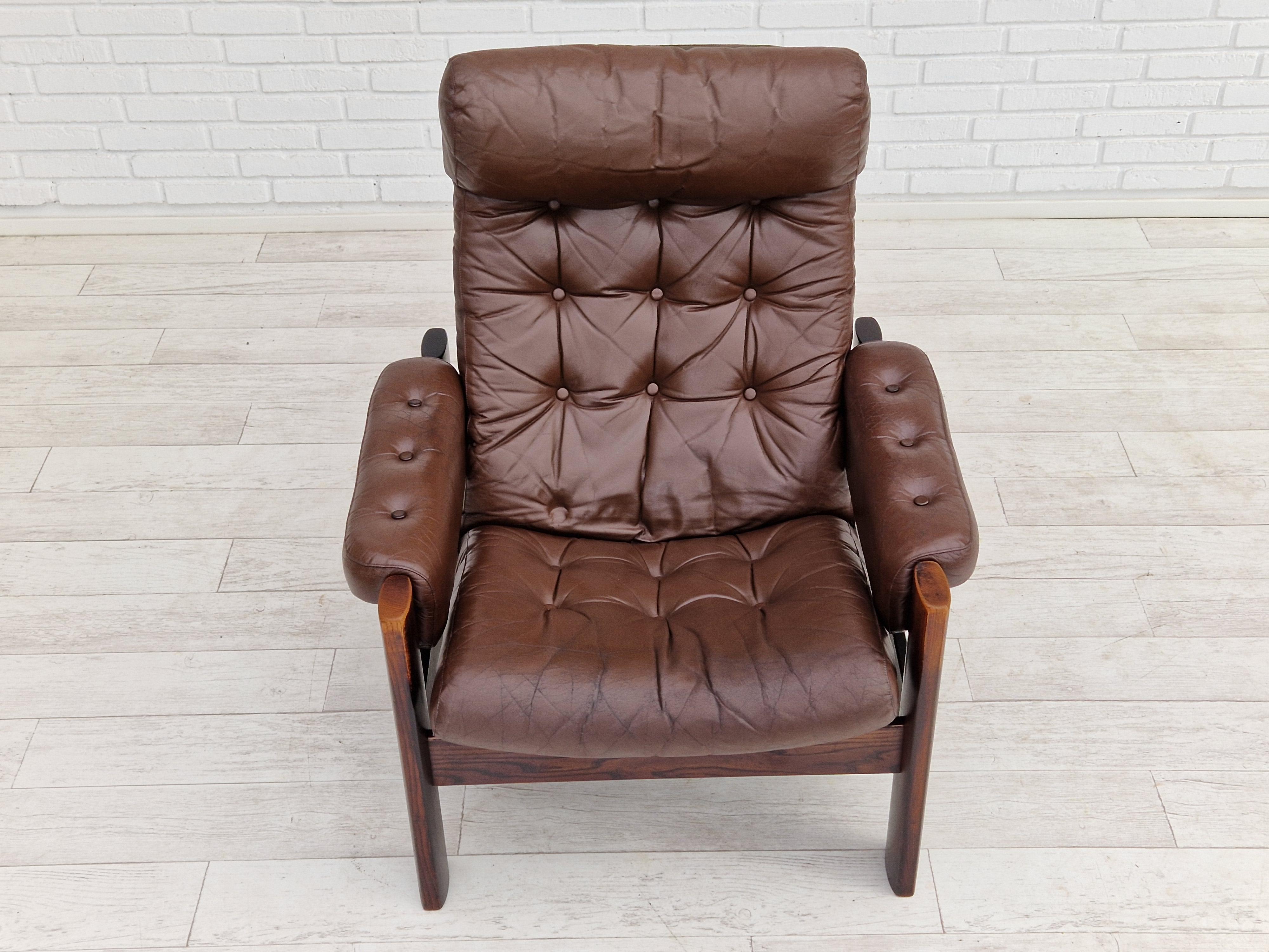 Swedish 1970s, Scandinavian Adjustable Lounge Chair, Brown Leather, Oak Wood For Sale