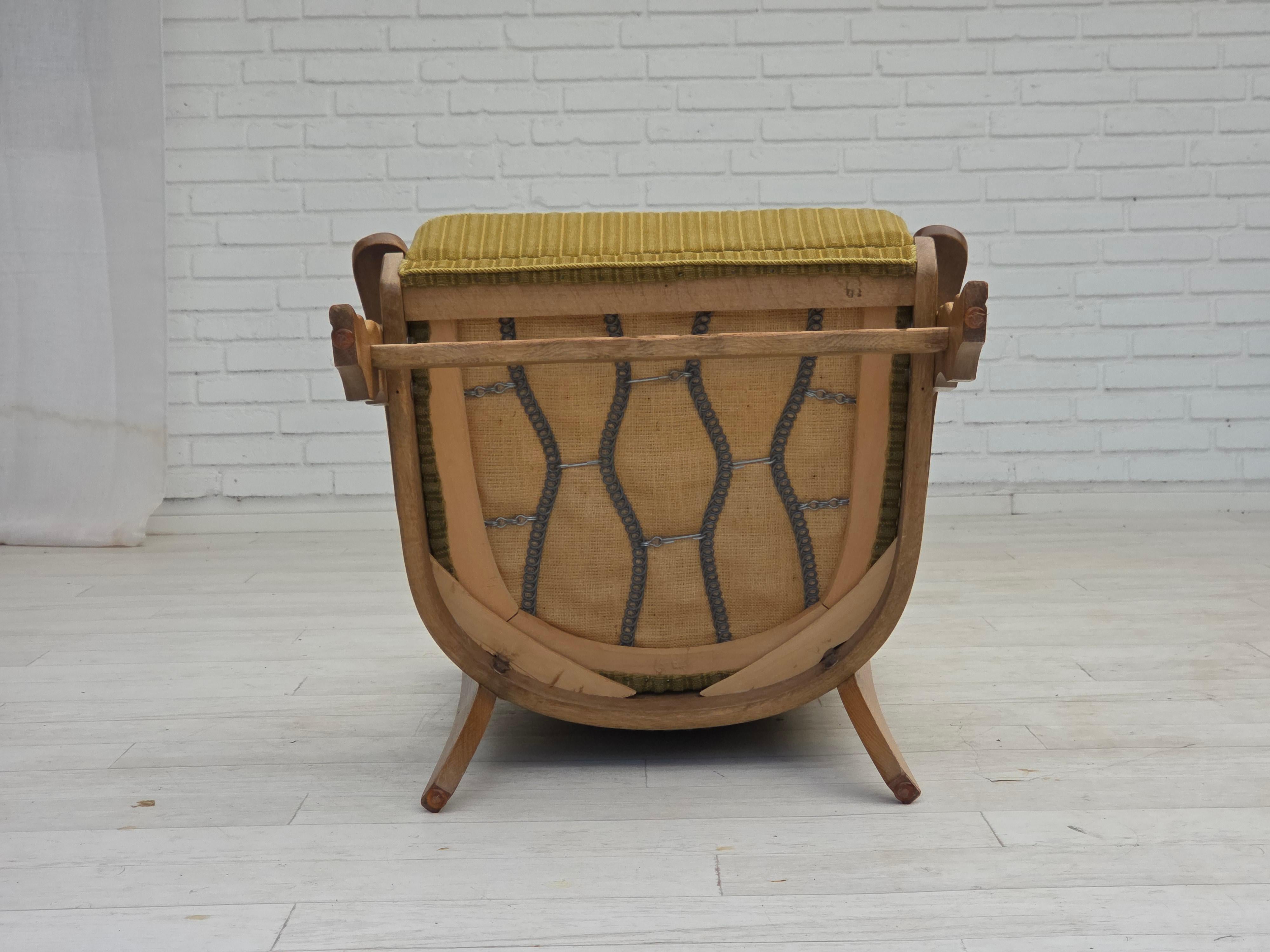 Poltrona scandinava degli anni '70, tessuto in cotone/lana, legno massiccio di quercia. in vendita 13