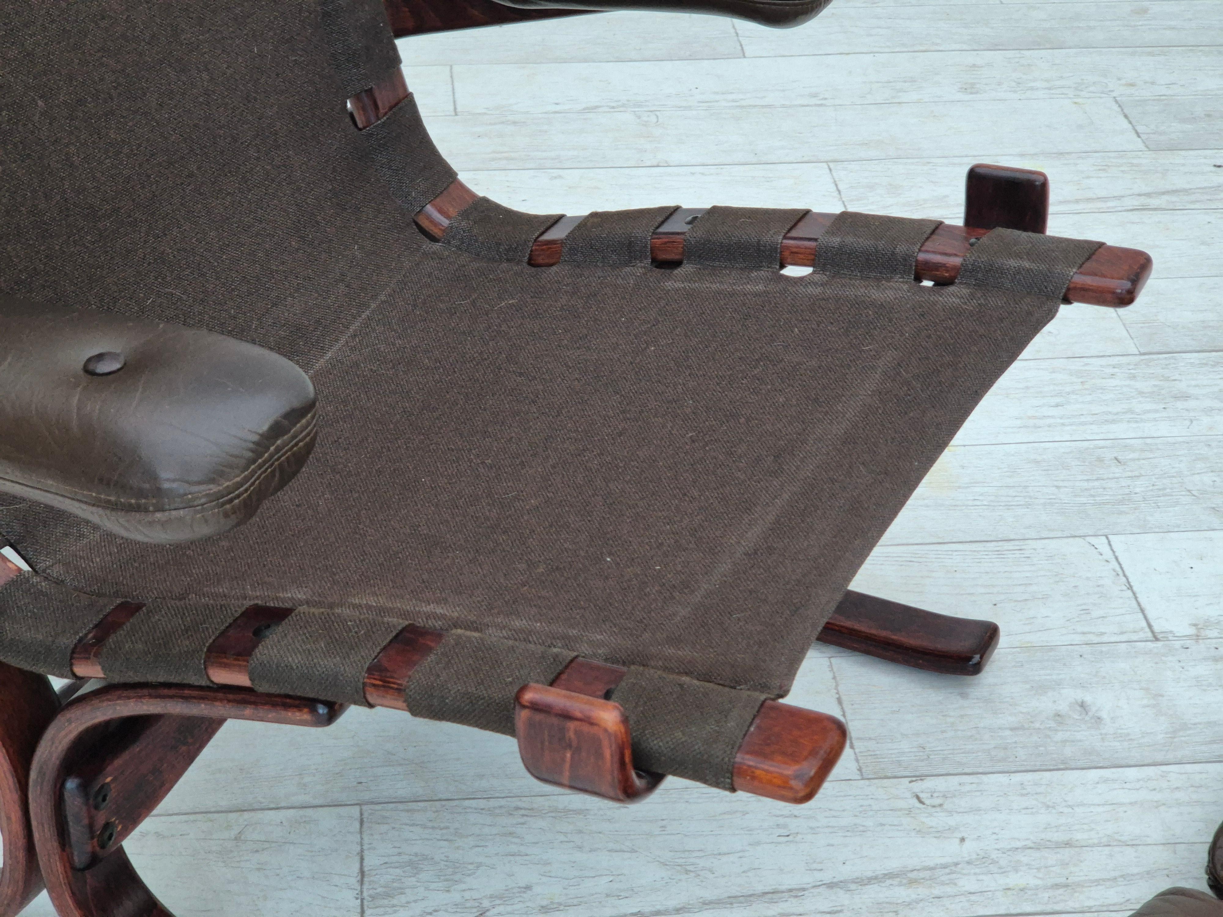 1970s, Scandinavian armchair, original condition, furniture leather, bent wood. For Sale 8