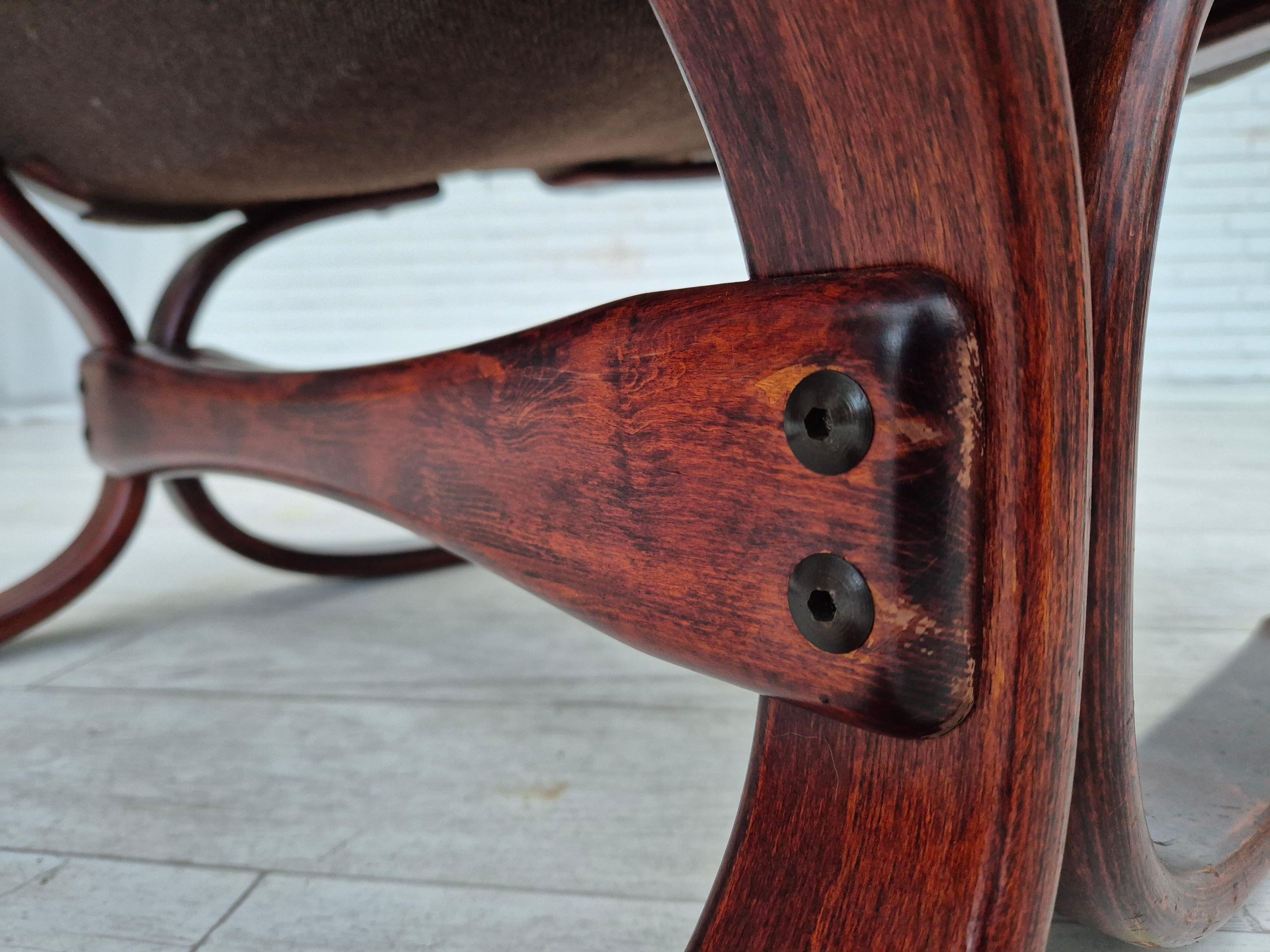 1970s, Scandinavian armchair, original condition, furniture leather, bent wood. For Sale 2