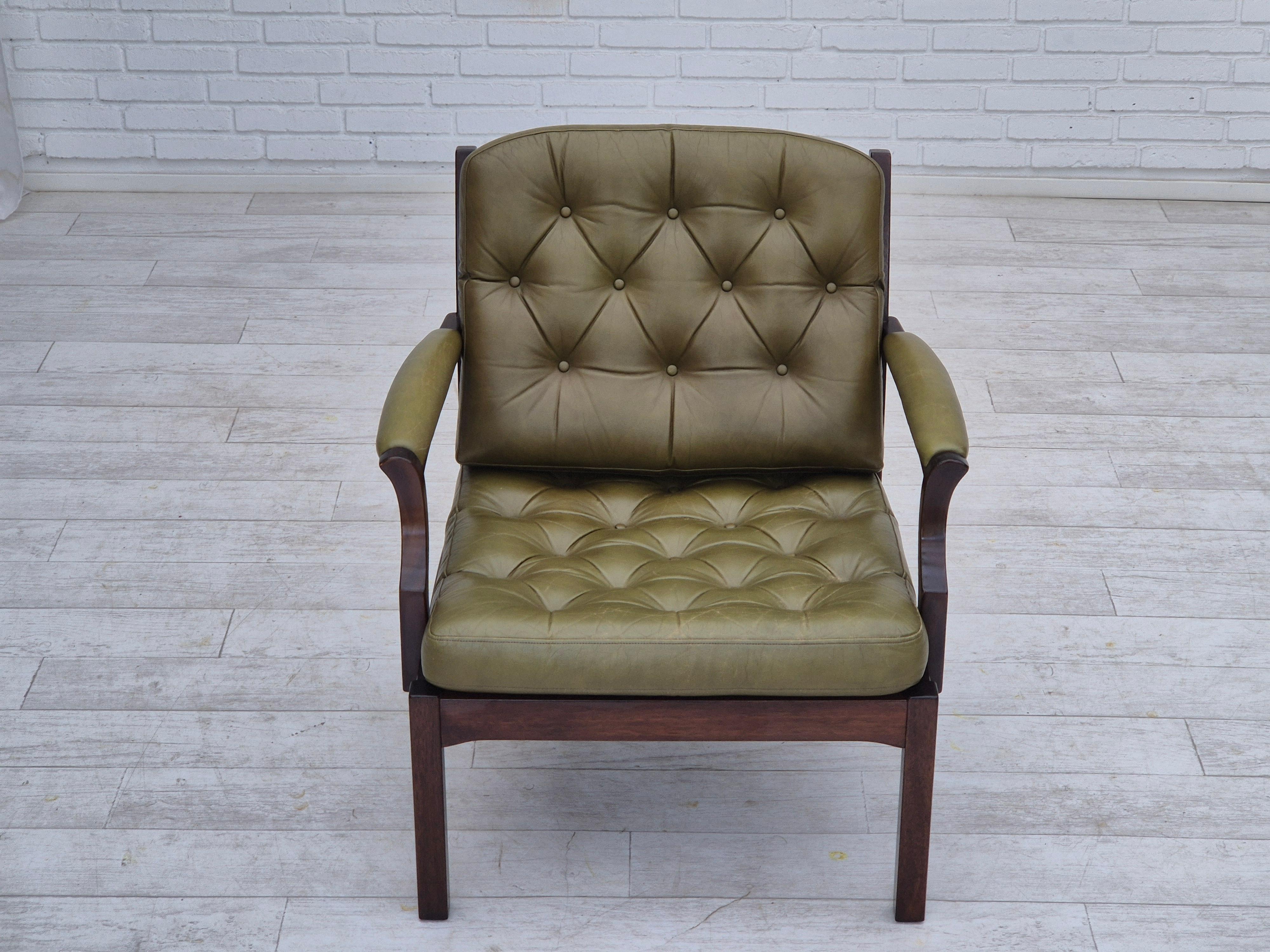 Años 70, sillón escandinavo, estado original, muebles de cuero, madera de teca. Danés en venta