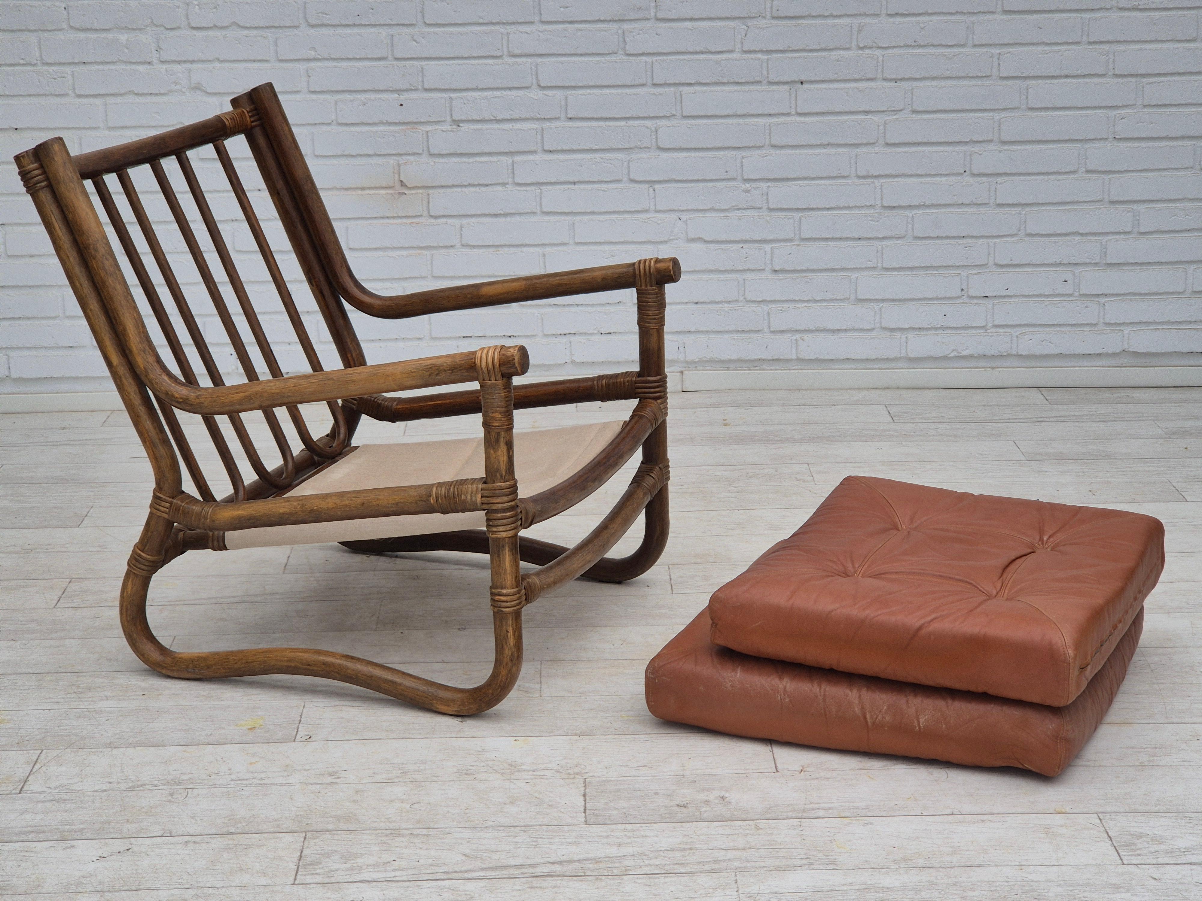 Fin du 20e siècle 1970, fauteuil scandinave, très bon état d'origine, bambou, cuir. en vente