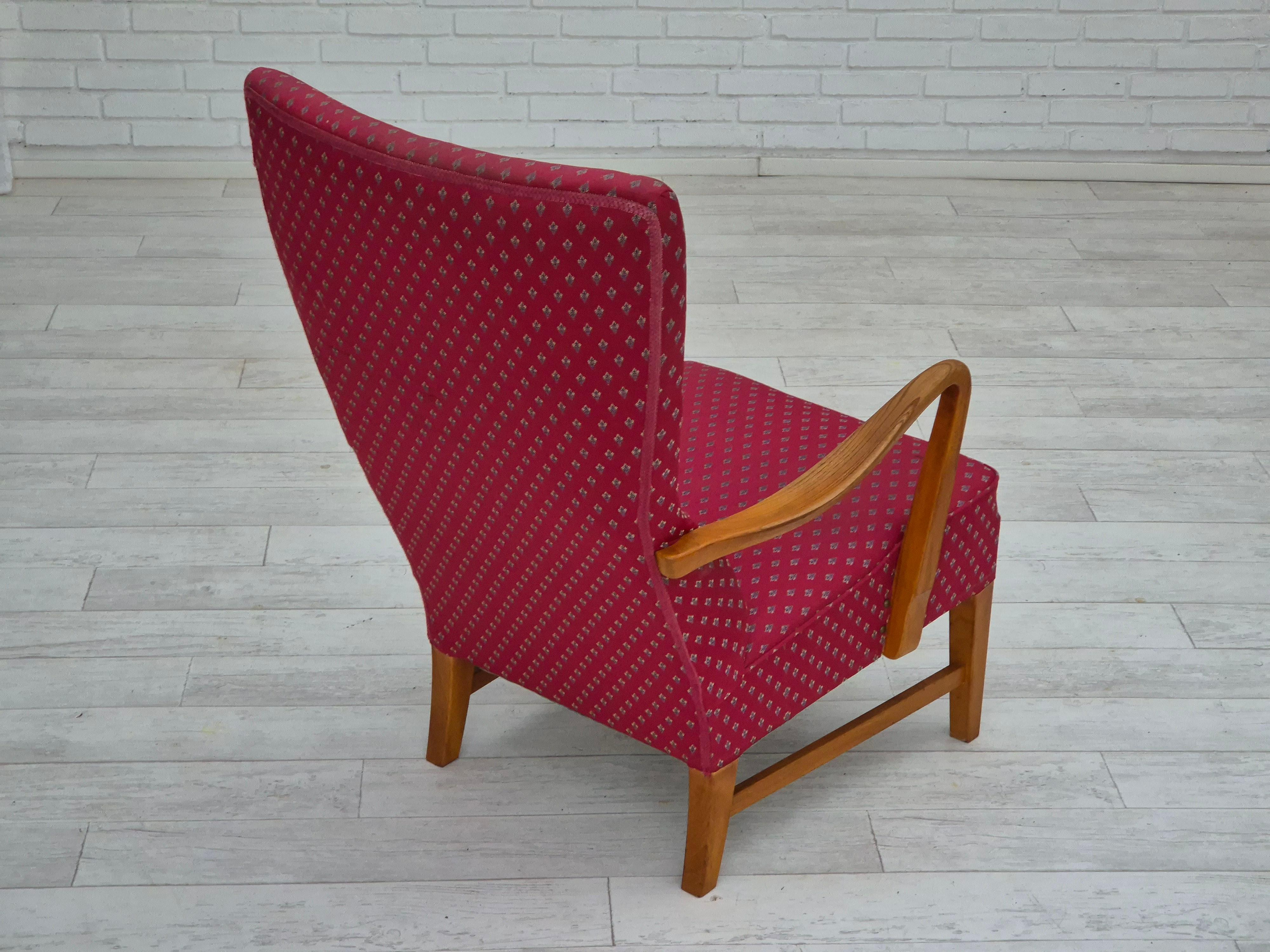 Norwegian 1970s, Scandinavian chair, original very good condition, ash wood. For Sale