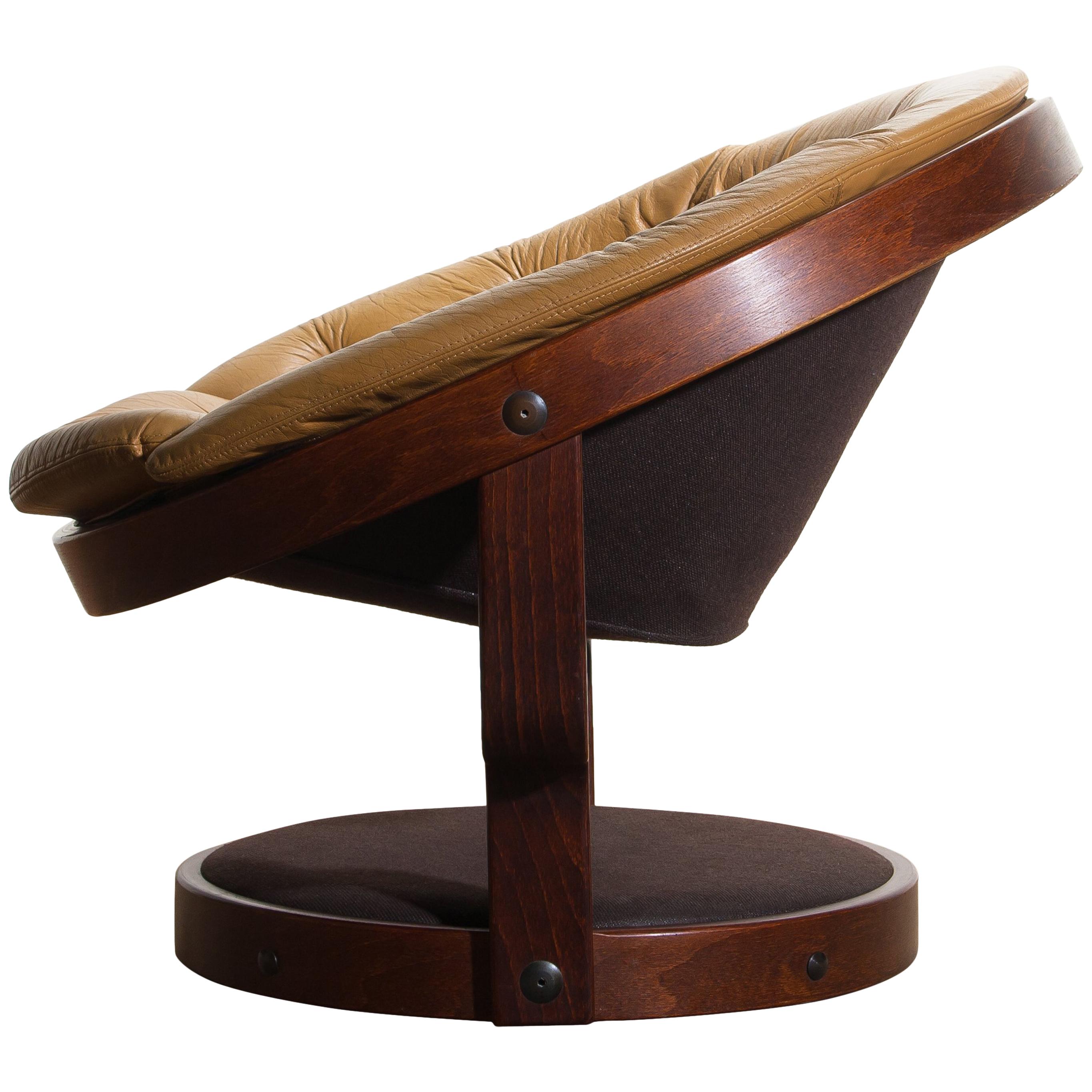 1970s Scandinavian Circle Shaped Swivel Chair by Oddmund Vad in Camel Leather