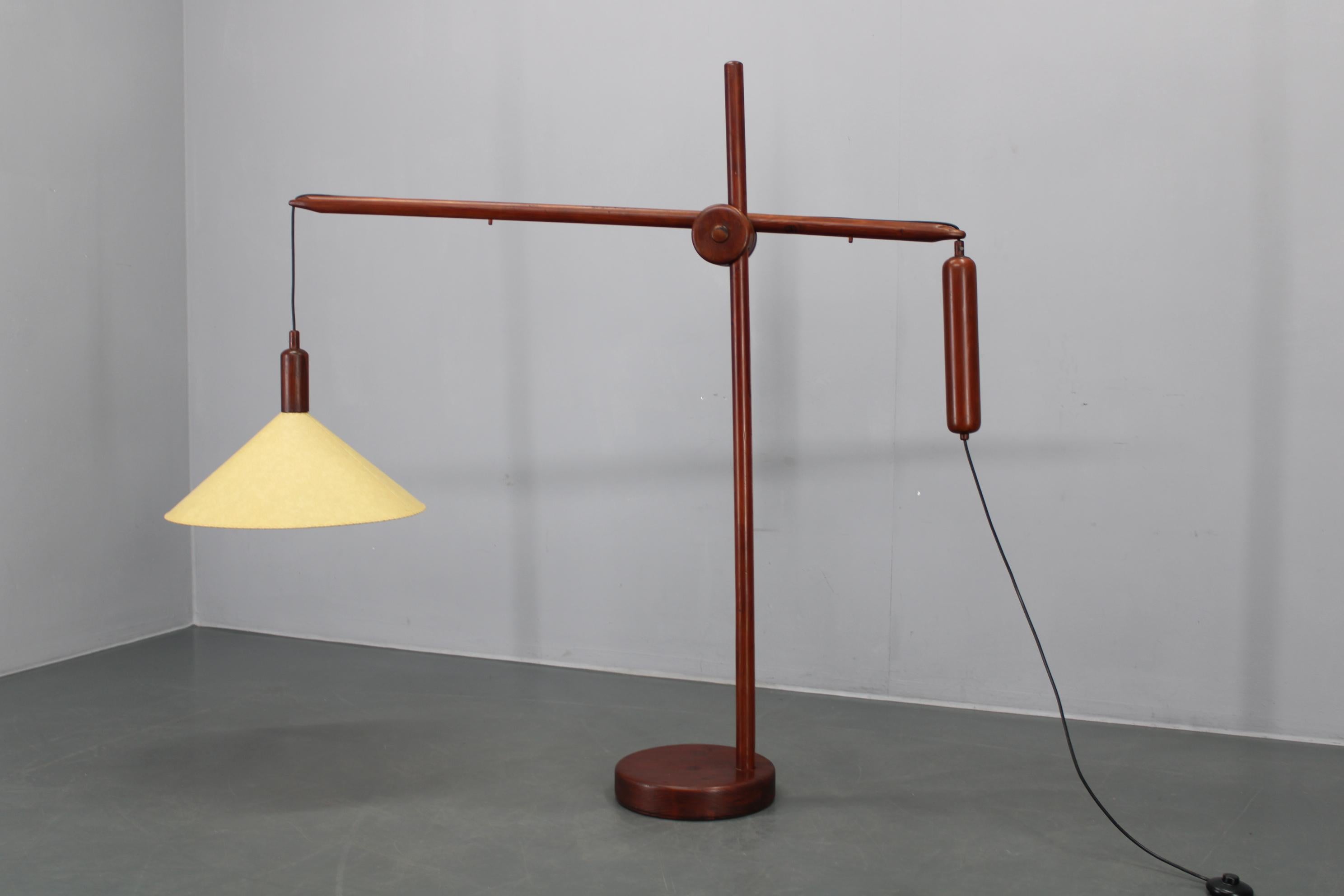 1970s Scandinavian Counterbalance Pine Floor Lamp, New Paper Shade For Sale 6