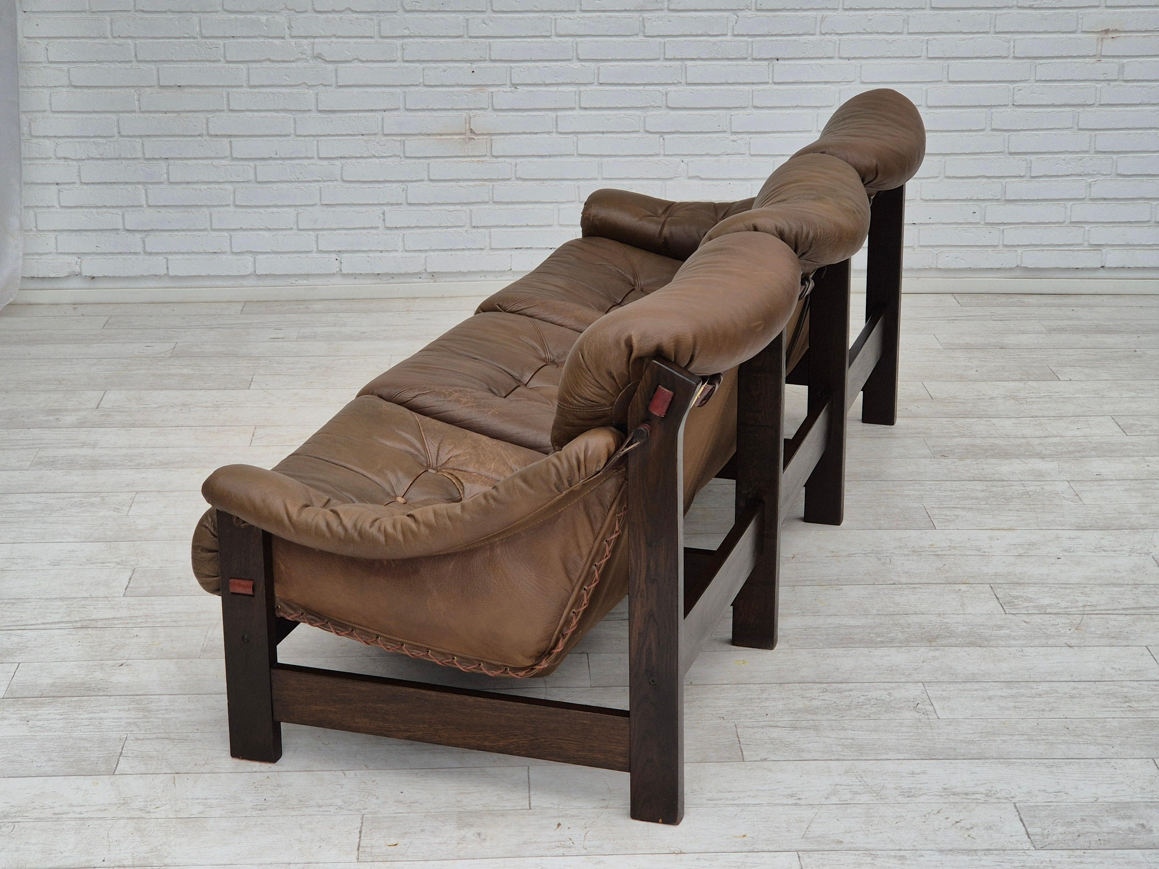 1970s, Scandinavian design, 3 seater sofa in safari style, original condition. 12