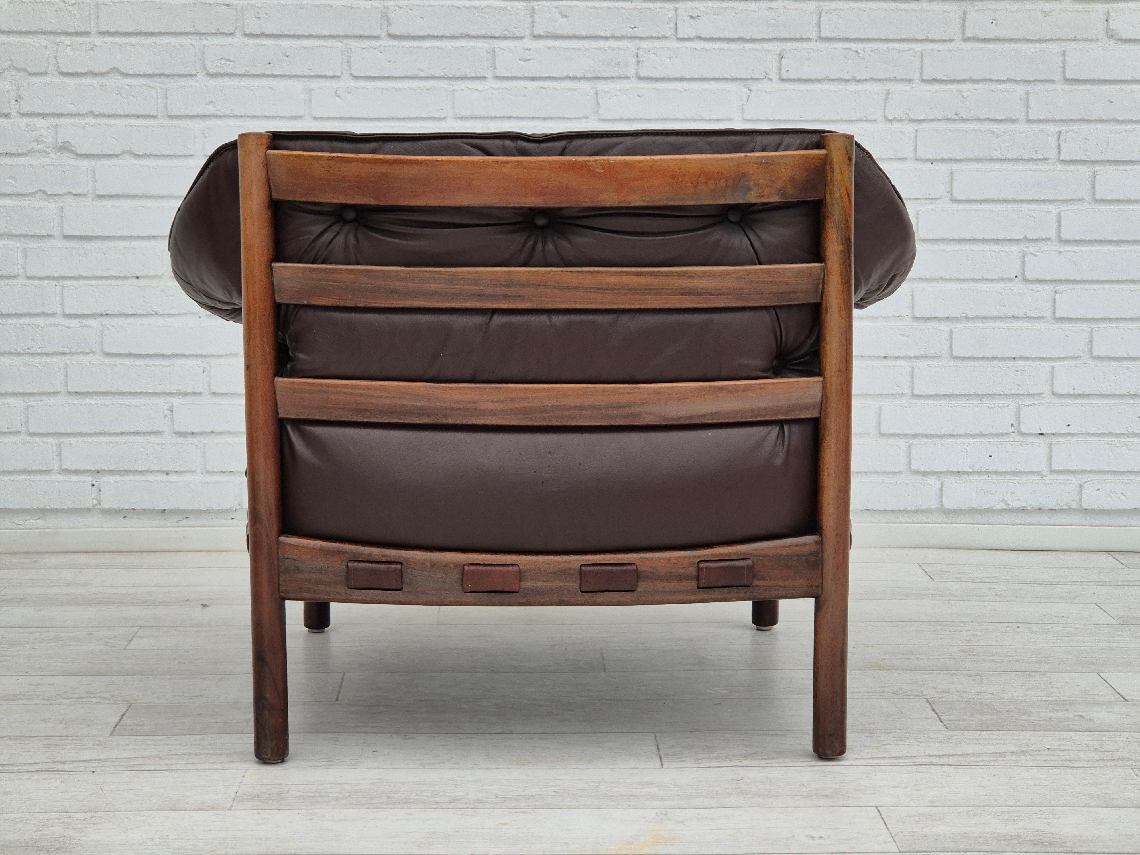 Milieu du XXe siècle 1970, design scandinave d'Arne Norell, chaise longue, état d'origine. en vente