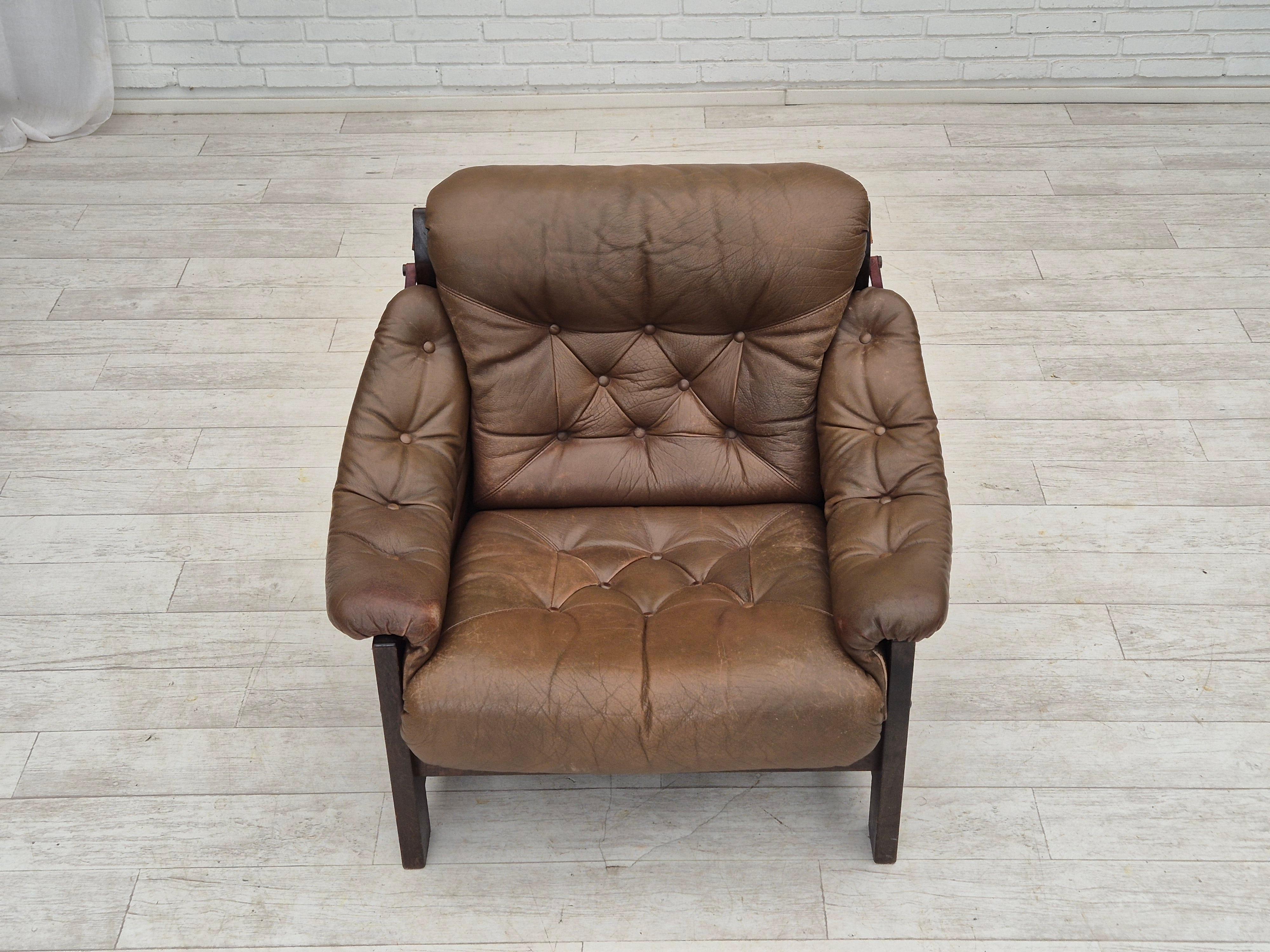 Scandinave moderne 1970, design scandinave, chaise de style safari, état original, cuir. en vente