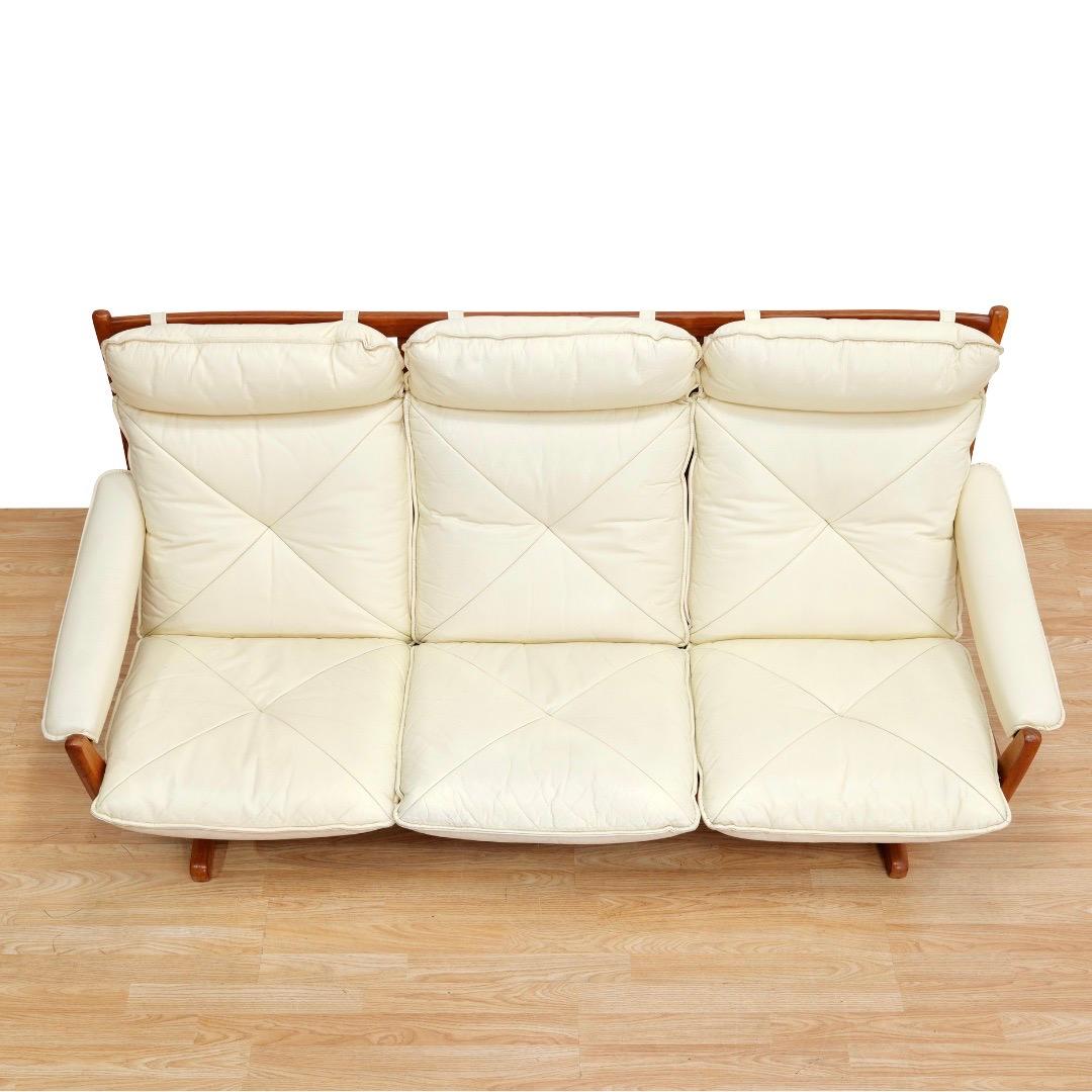 1970s Scandinavian Design Leather Sofa Set by Soda Galvano for Lied Mobler en vente 3