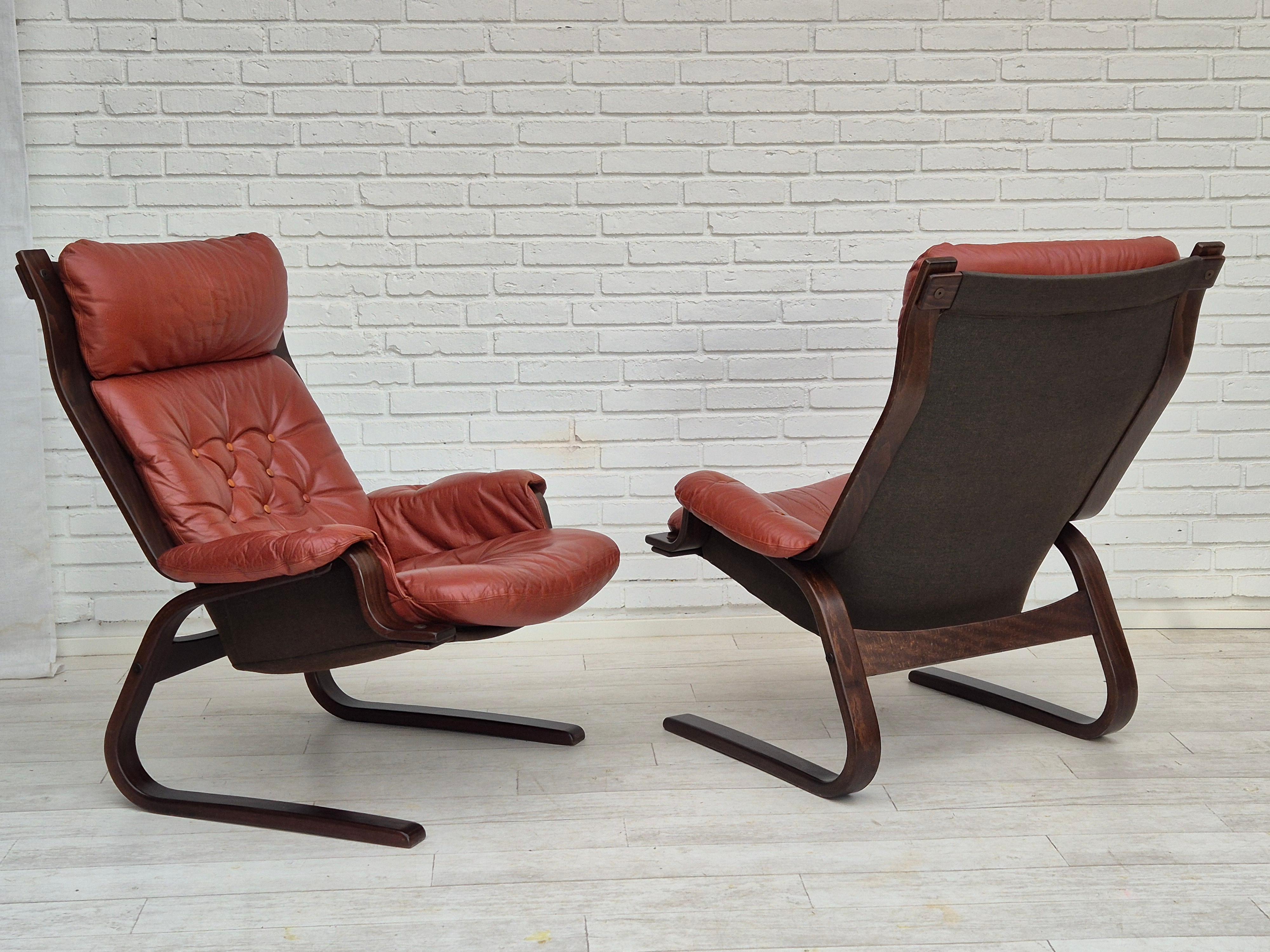 1970er Jahre, skandinavisches Design, Loungesessel, Originalzustand, braunes Leder. im Angebot 13