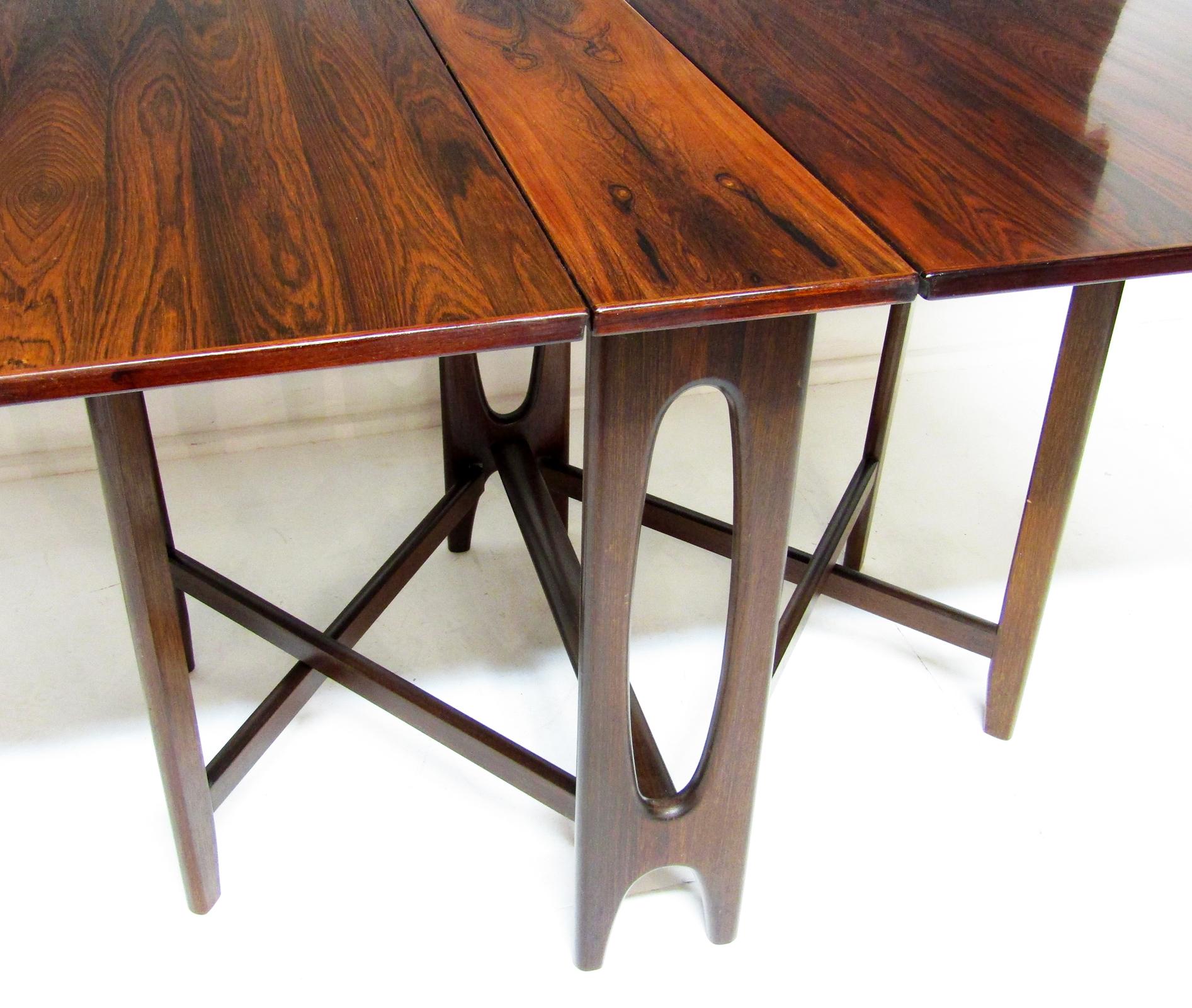 1970s Scandinavian Drop-Leaf Rio Rosewood Extending Dining Table by Bendt Winge 3