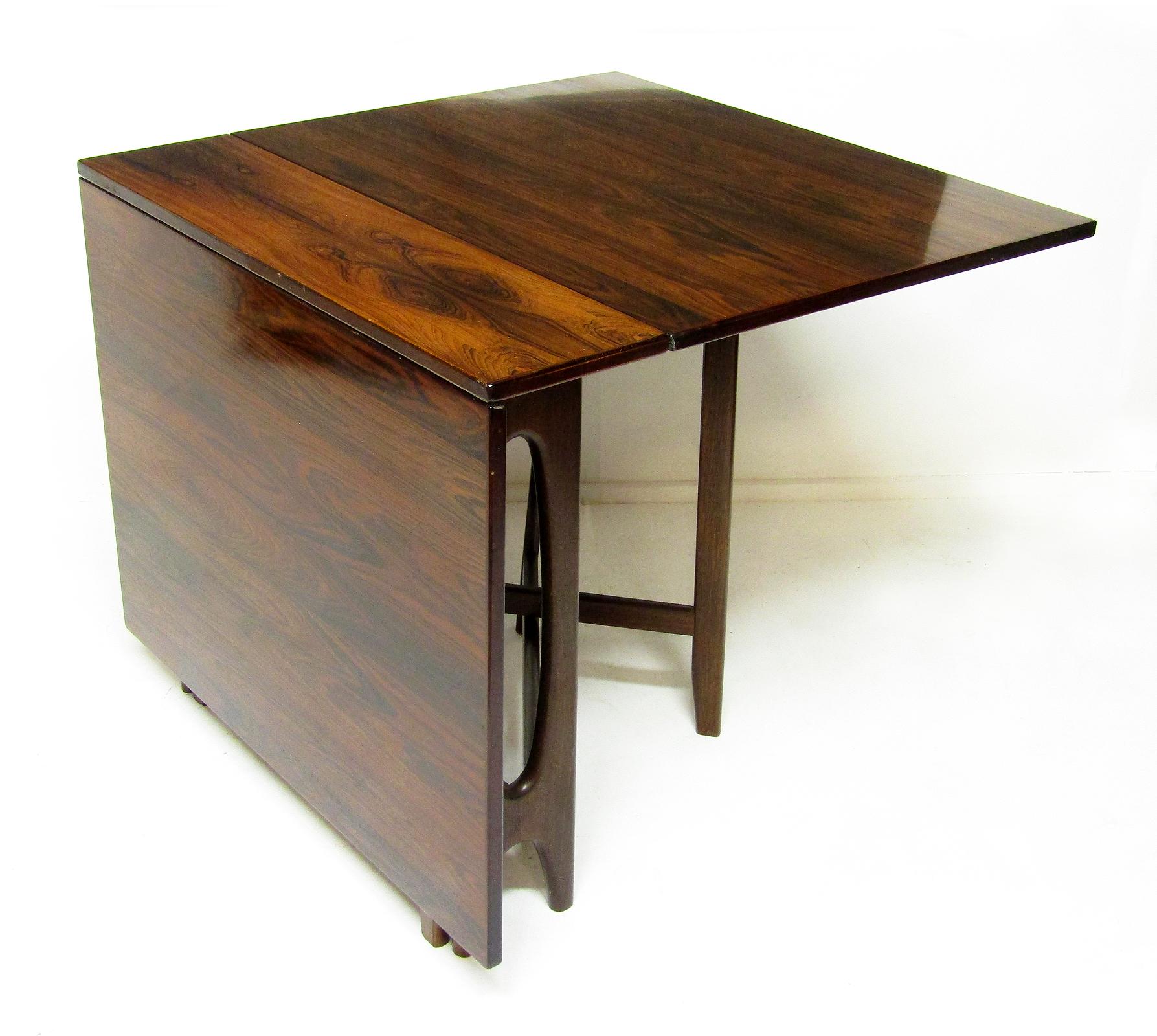 20th Century 1970s Scandinavian Drop-Leaf Rio Rosewood Extending Dining Table by Bendt Winge For Sale