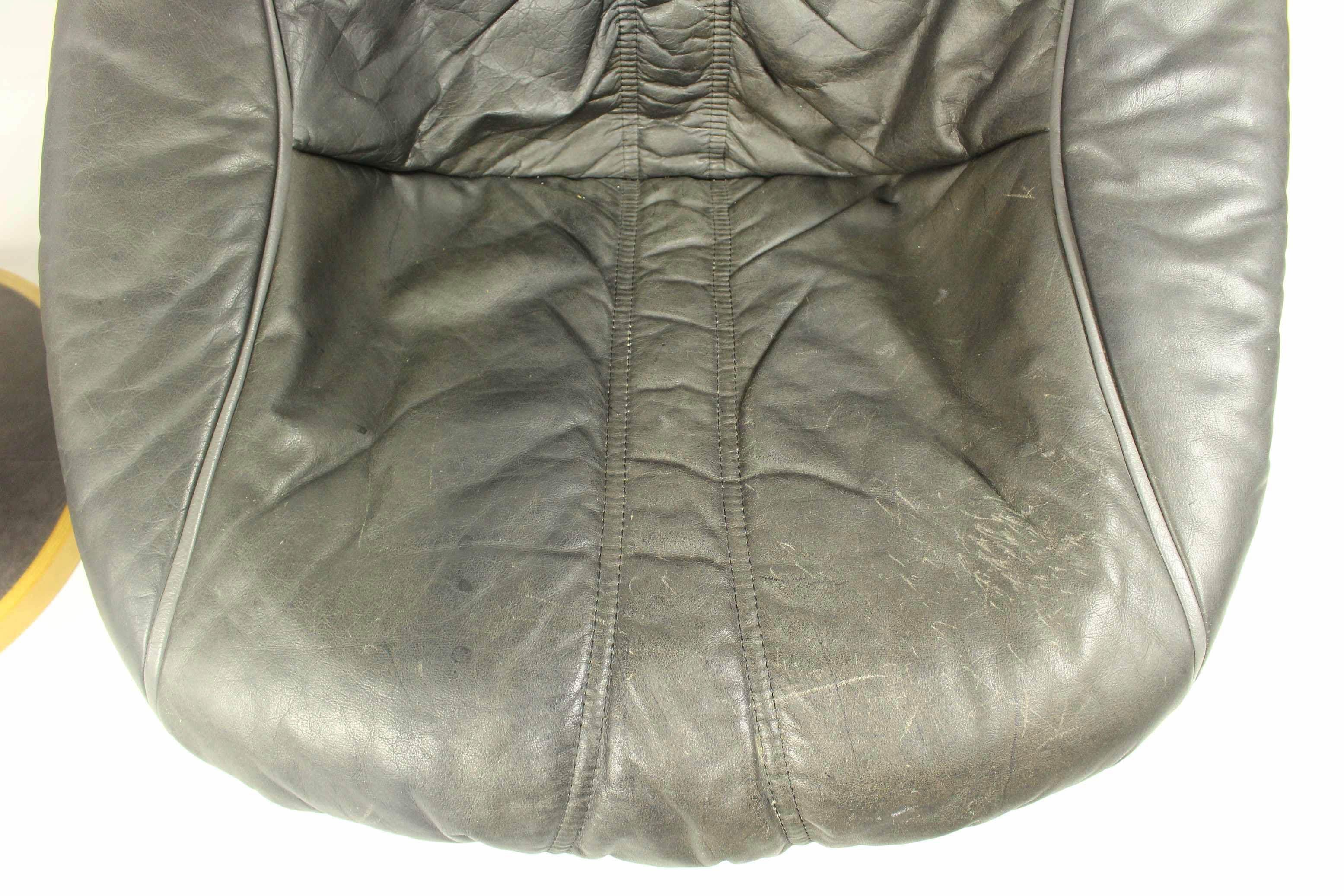 1970s Scandinavian Leather Swivel Chair by Soda Galvano For Sale 1