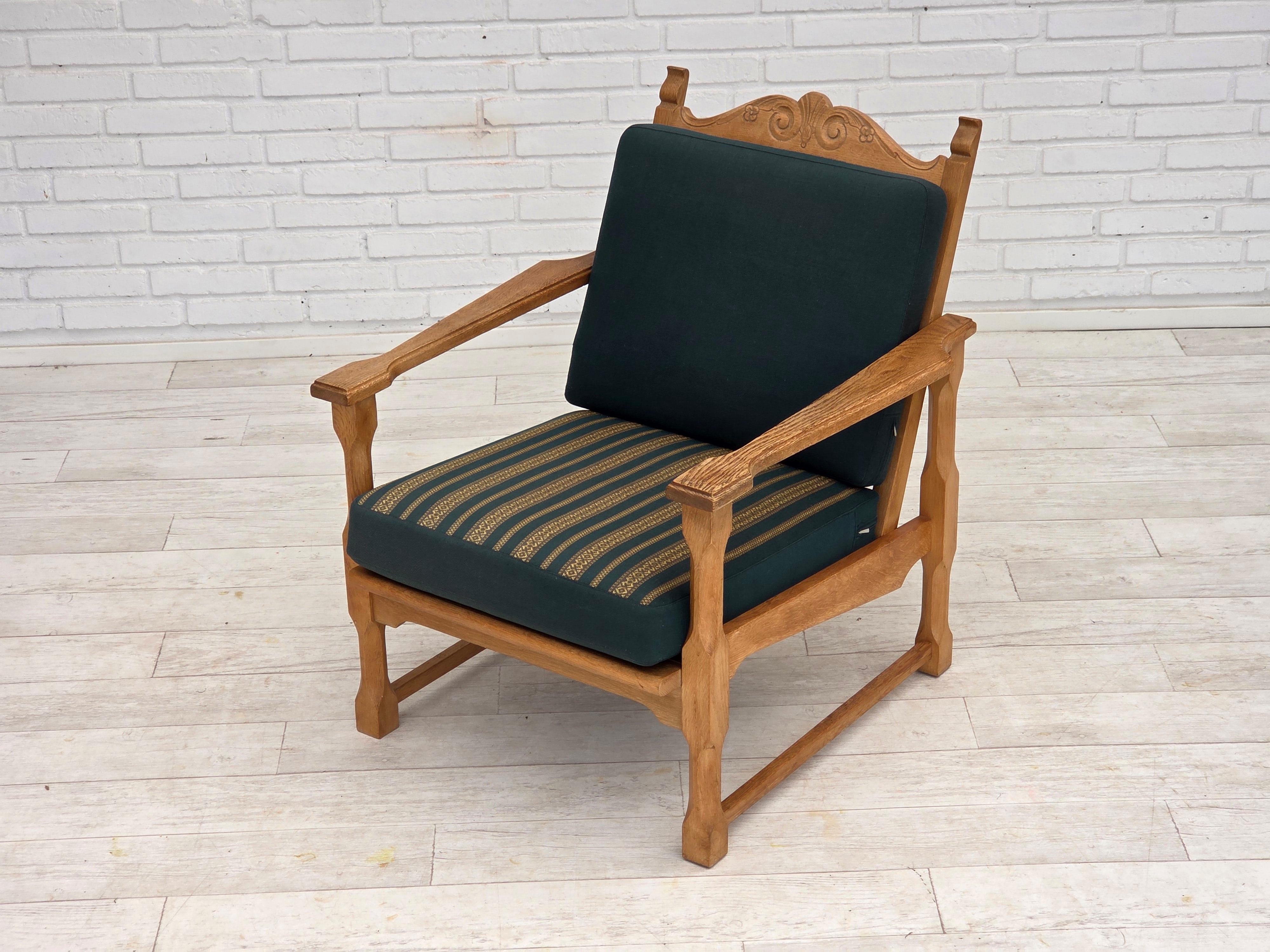 1970, chaise longue scandinave, meuble vert en laine, bois de chêne massif. en vente 9