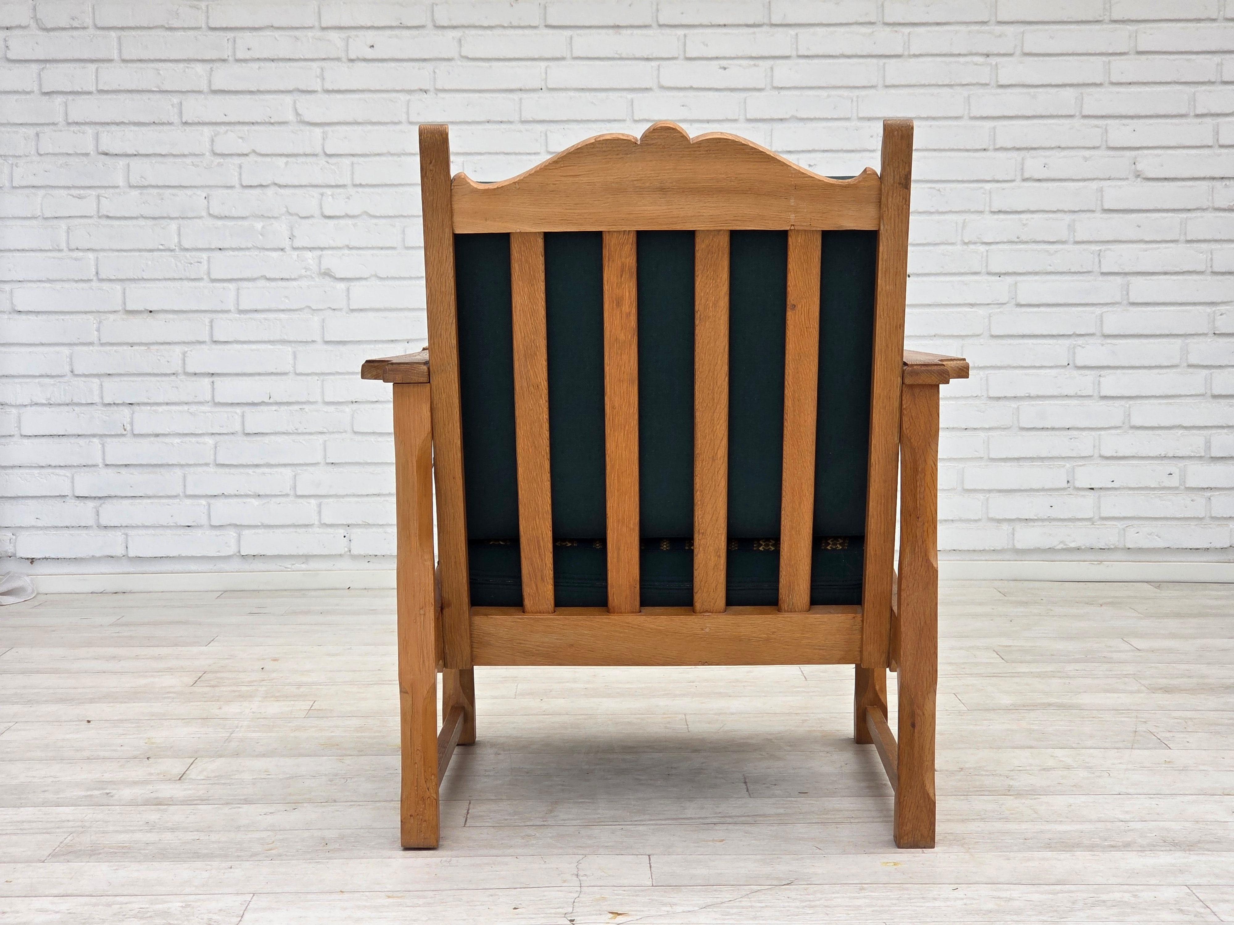 Fin du 20e siècle 1970, chaise longue scandinave, meuble vert en laine, bois de chêne massif. en vente